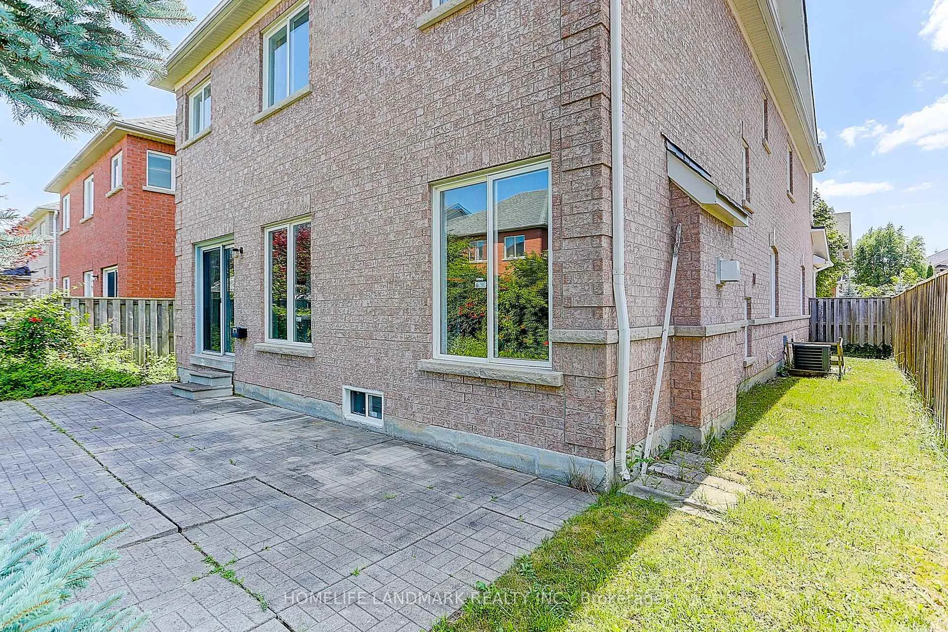 Photo 37 of 88 Elmrill Road, Markham, Berczy — HOMEH