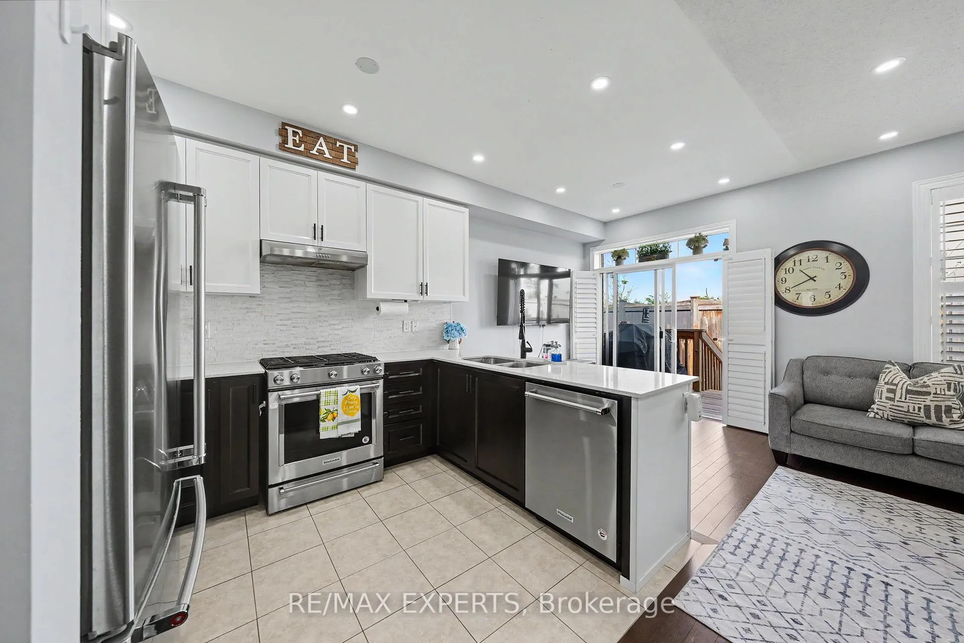 Photo 6 of 8 Morra Avenue, Caledon, Bolton East — HOMEH