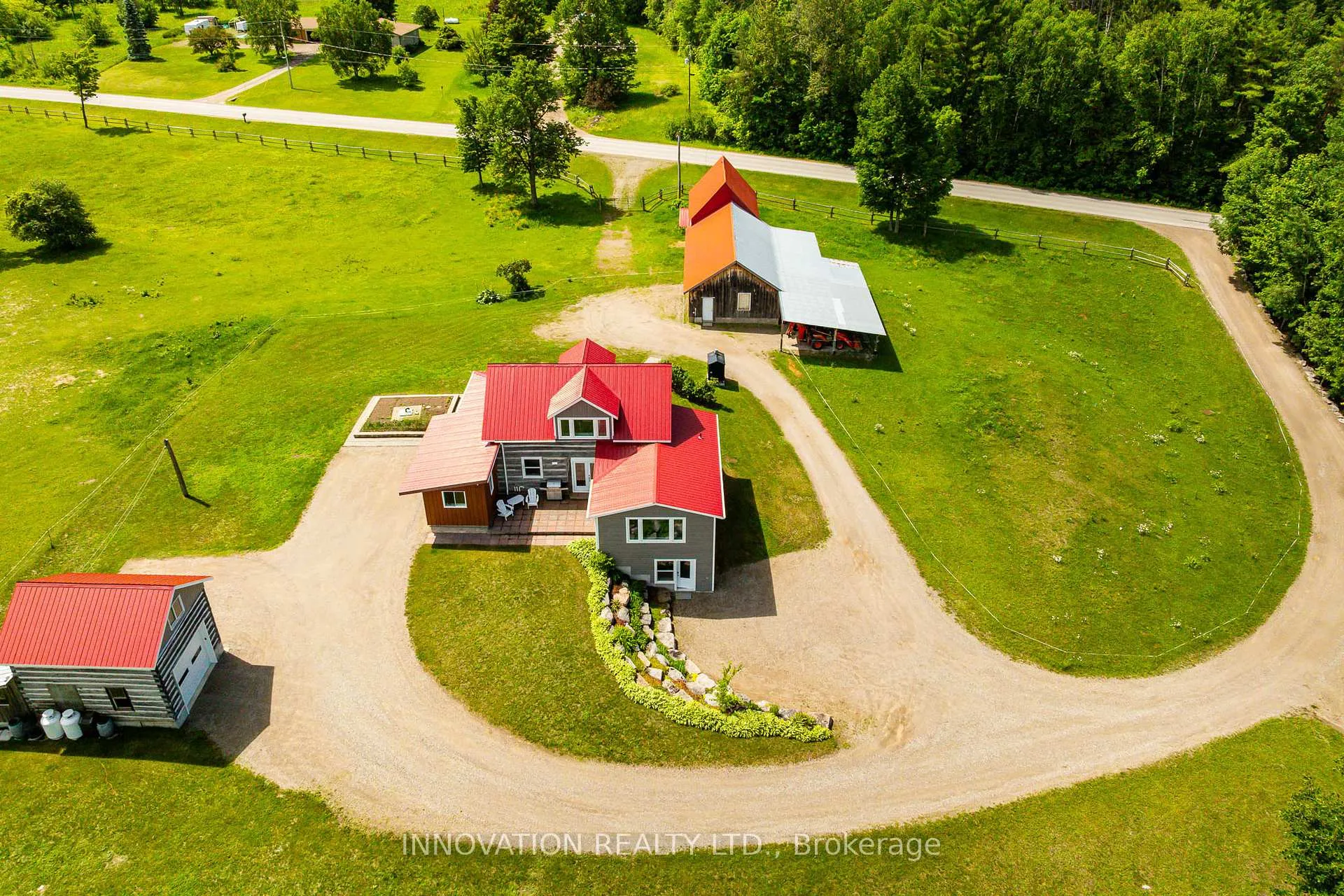 Photo 3 of 172 Mink Lake Road, North Algona Wilberforce, North Algona/Wilberforce Twp — HOMEH