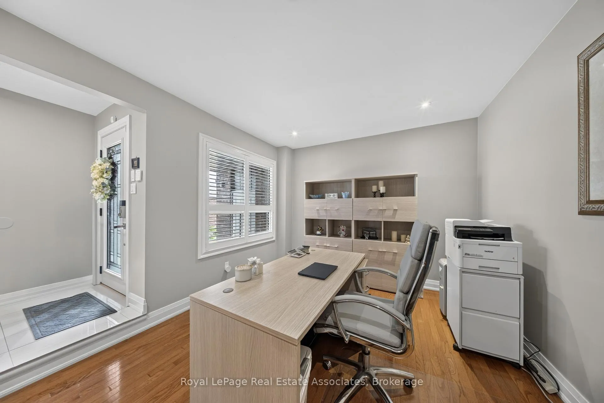 Photo 8 of 30 Hallen Road, Brampton, Fletcher's West — HOMEH
