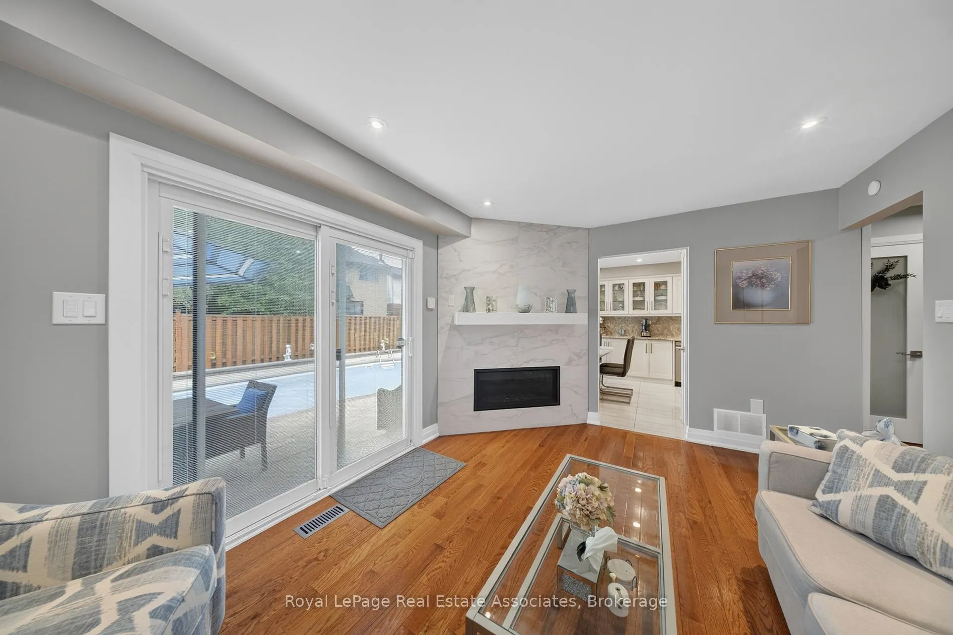 Photo 16 of 30 Hallen Road, Brampton, Fletcher's West — HOMEH