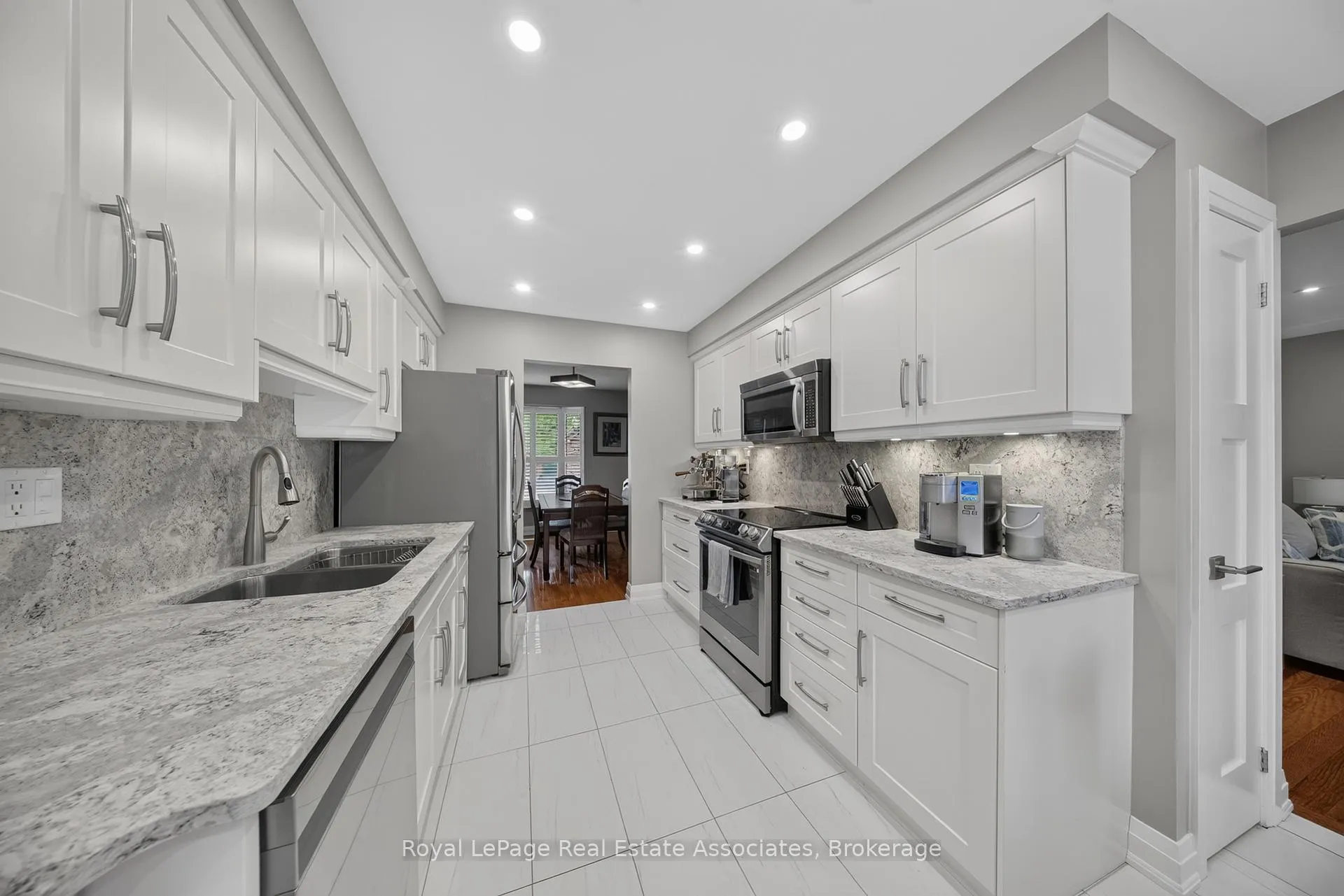 Photo 20 of 30 Hallen Road, Brampton, Fletcher's West — HOMEH
