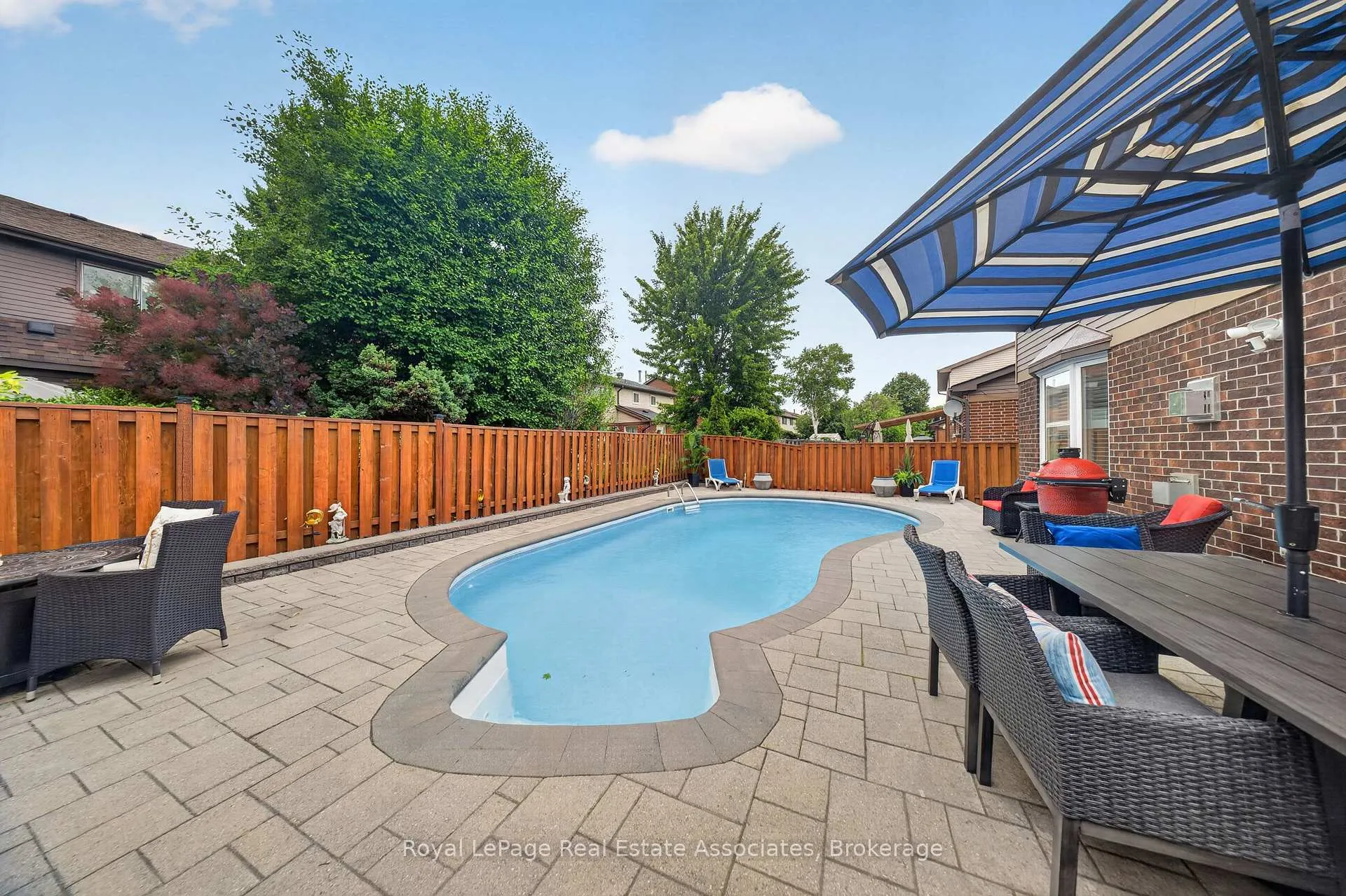 Photo 23 of 30 Hallen Road, Brampton, Fletcher's West — HOMEH