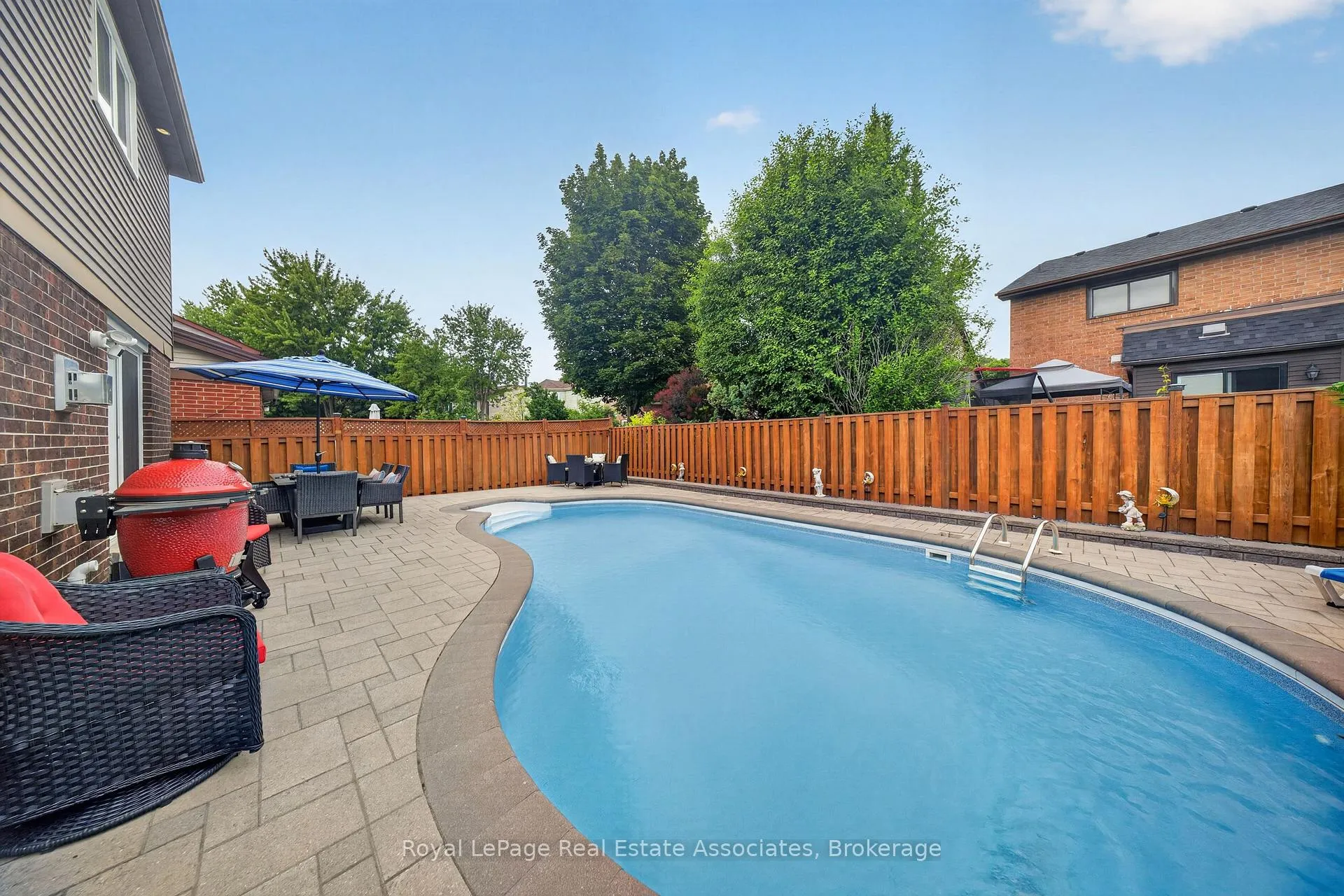 Photo 26 of 30 Hallen Road, Brampton, Fletcher's West — HOMEH