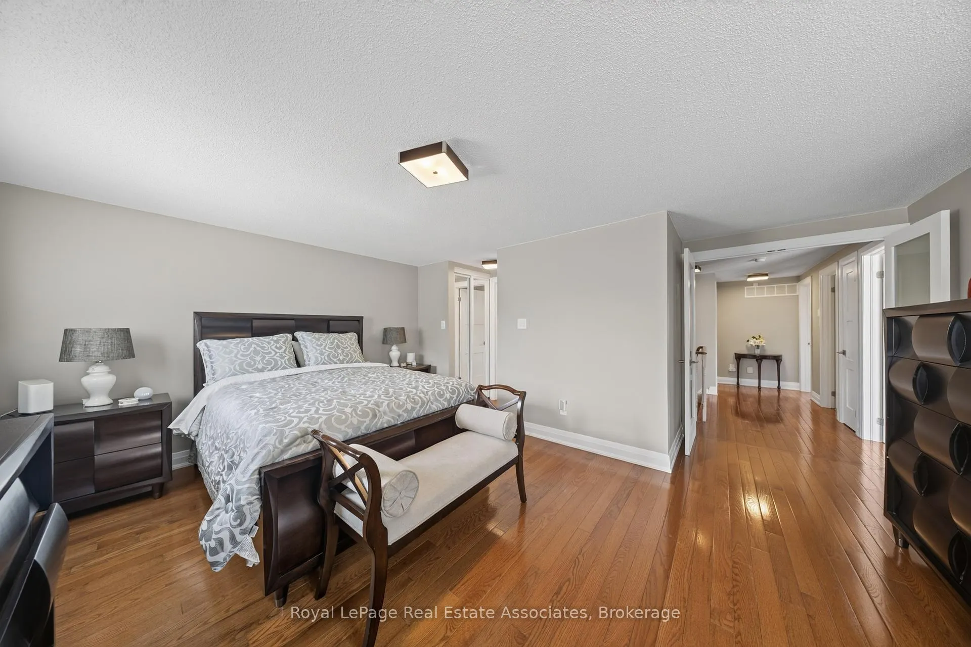 Photo 36 of 30 Hallen Road, Brampton, Fletcher's West — HOMEH