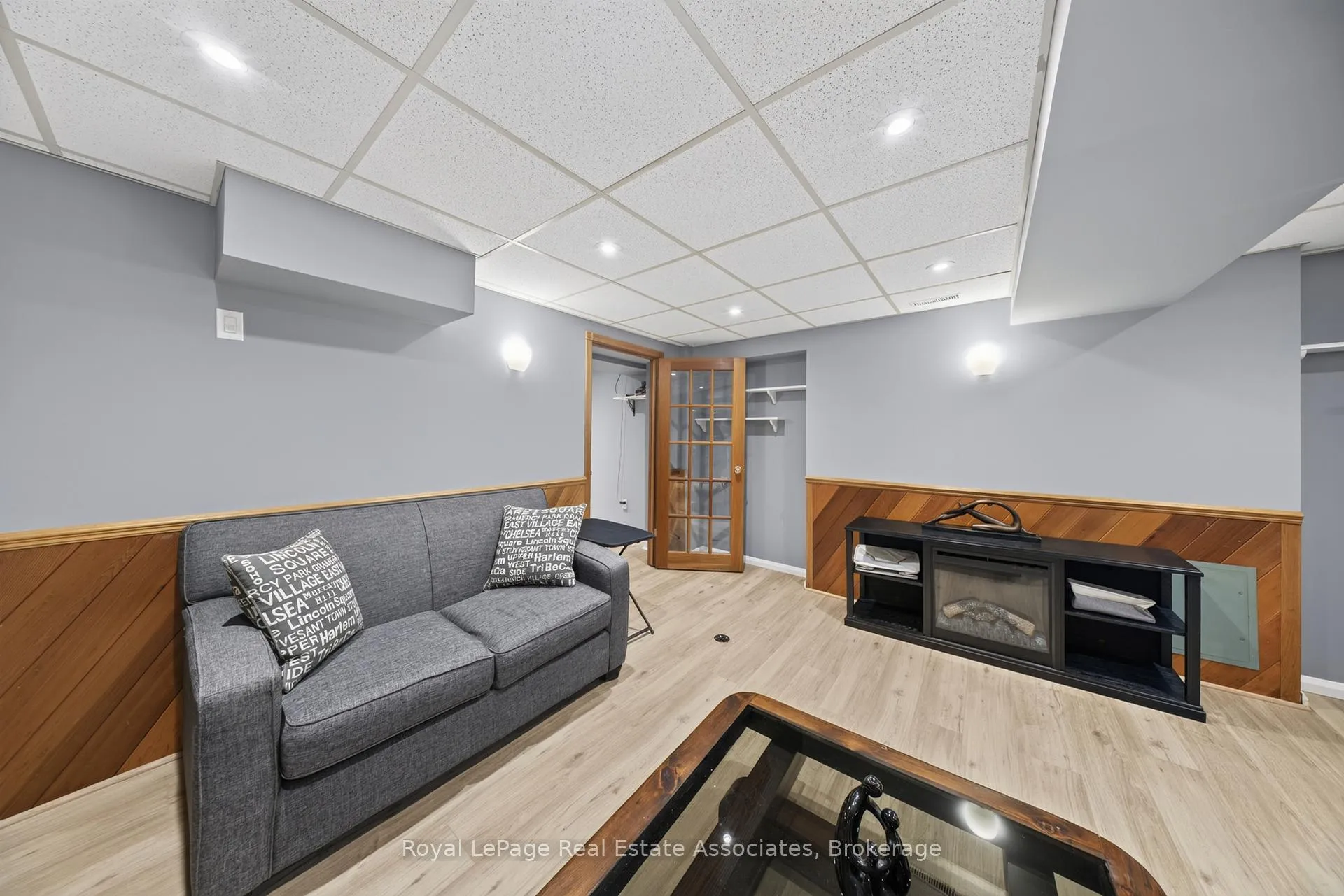 Photo 42 of 30 Hallen Road, Brampton, Fletcher's West — HOMEH