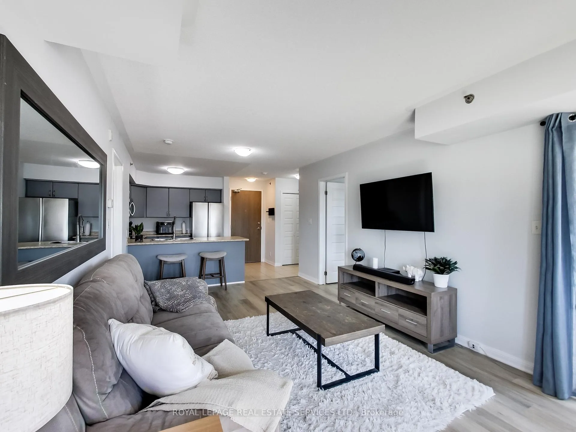 Photo 14 of Unit 221, 3060 Rotary Way, Burlington, Alton — HOMEH