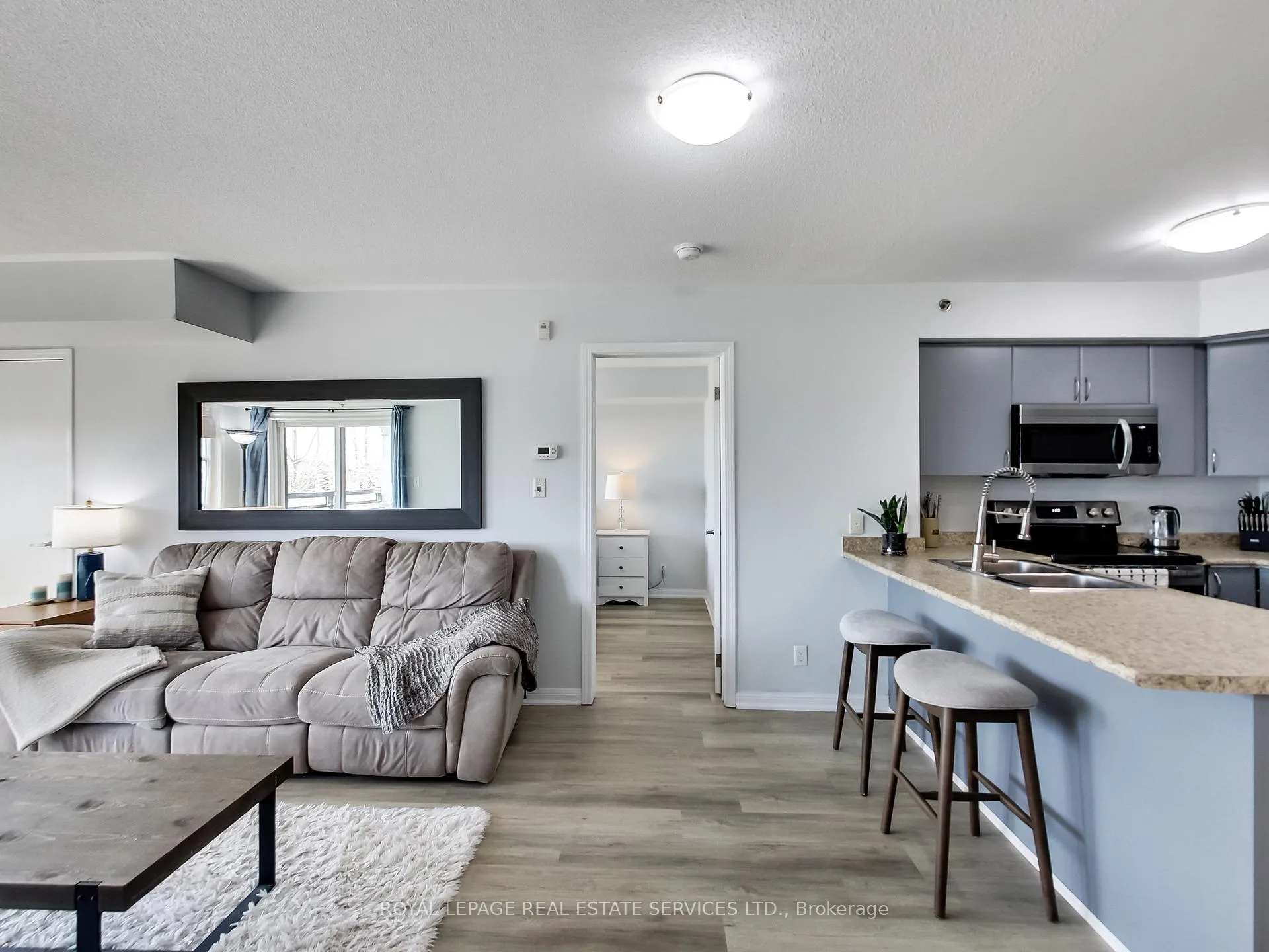 Photo 18 of Unit 221, 3060 Rotary Way, Burlington, Alton — HOMEH