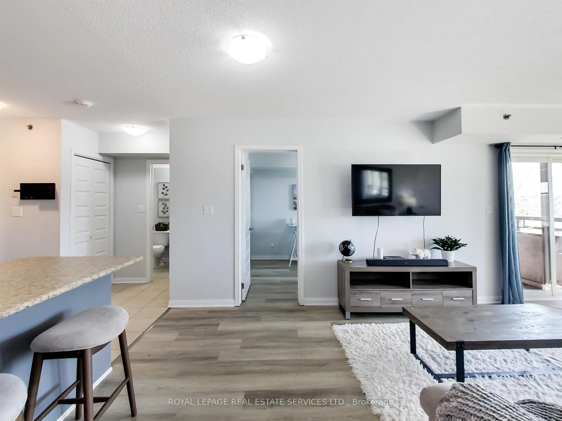 Photo 23 of Unit 221, 3060 Rotary Way, Burlington, Alton — HOMEH