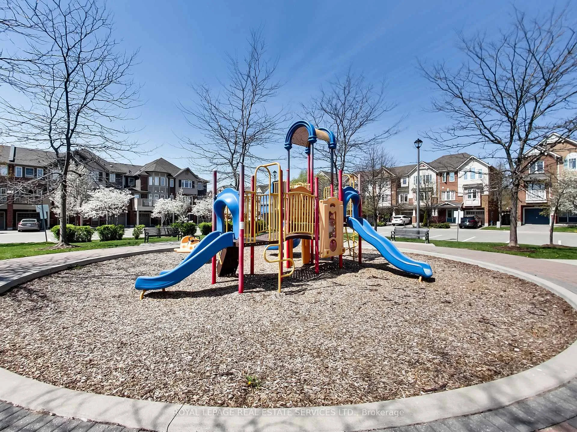 Photo 32 of Unit 221, 3060 Rotary Way, Burlington, Alton — HOMEH
