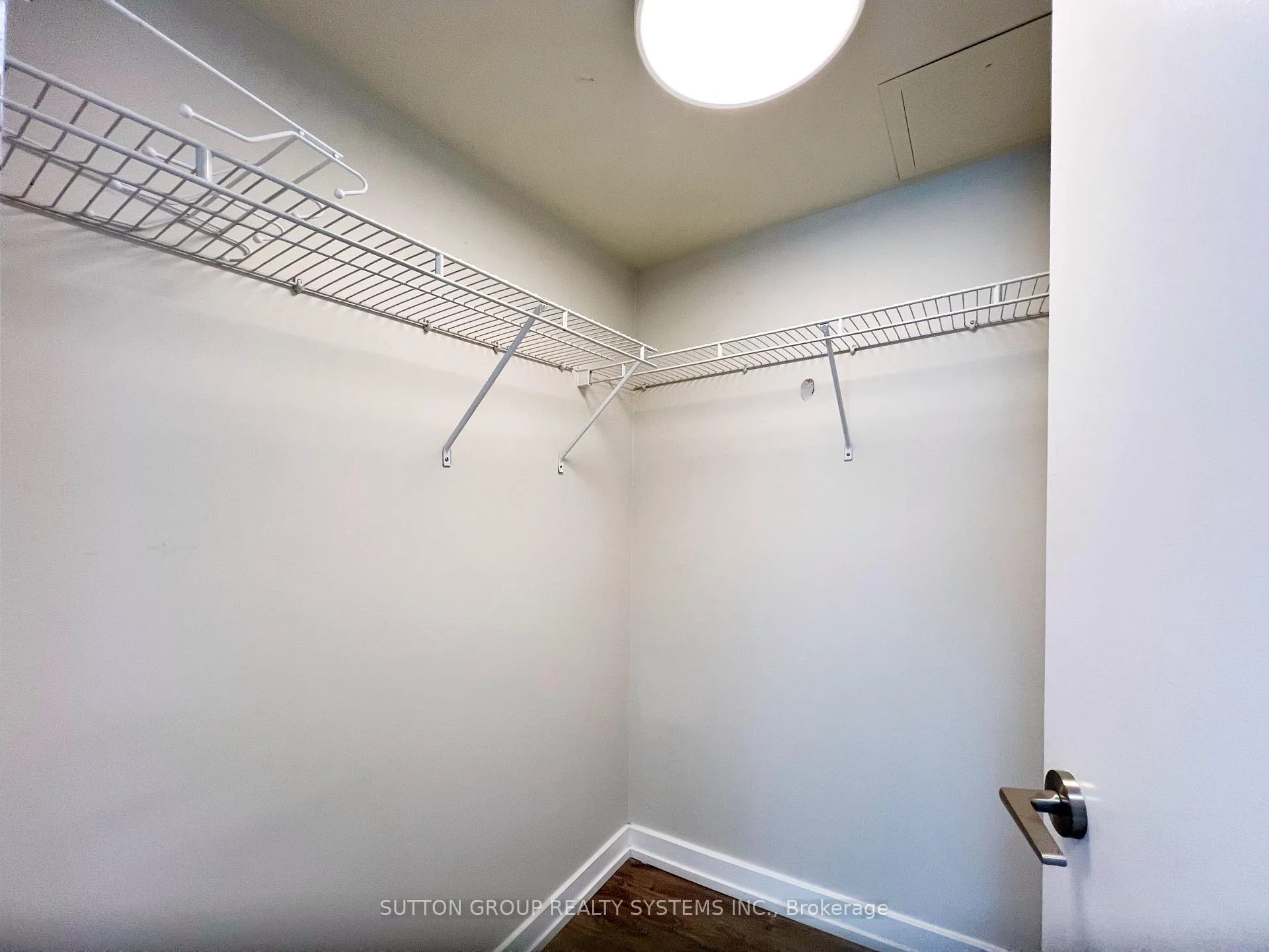 Photo 10 of Unit 1208, 126 Simcoe Street, Toronto, Waterfront Communities — HOMEH