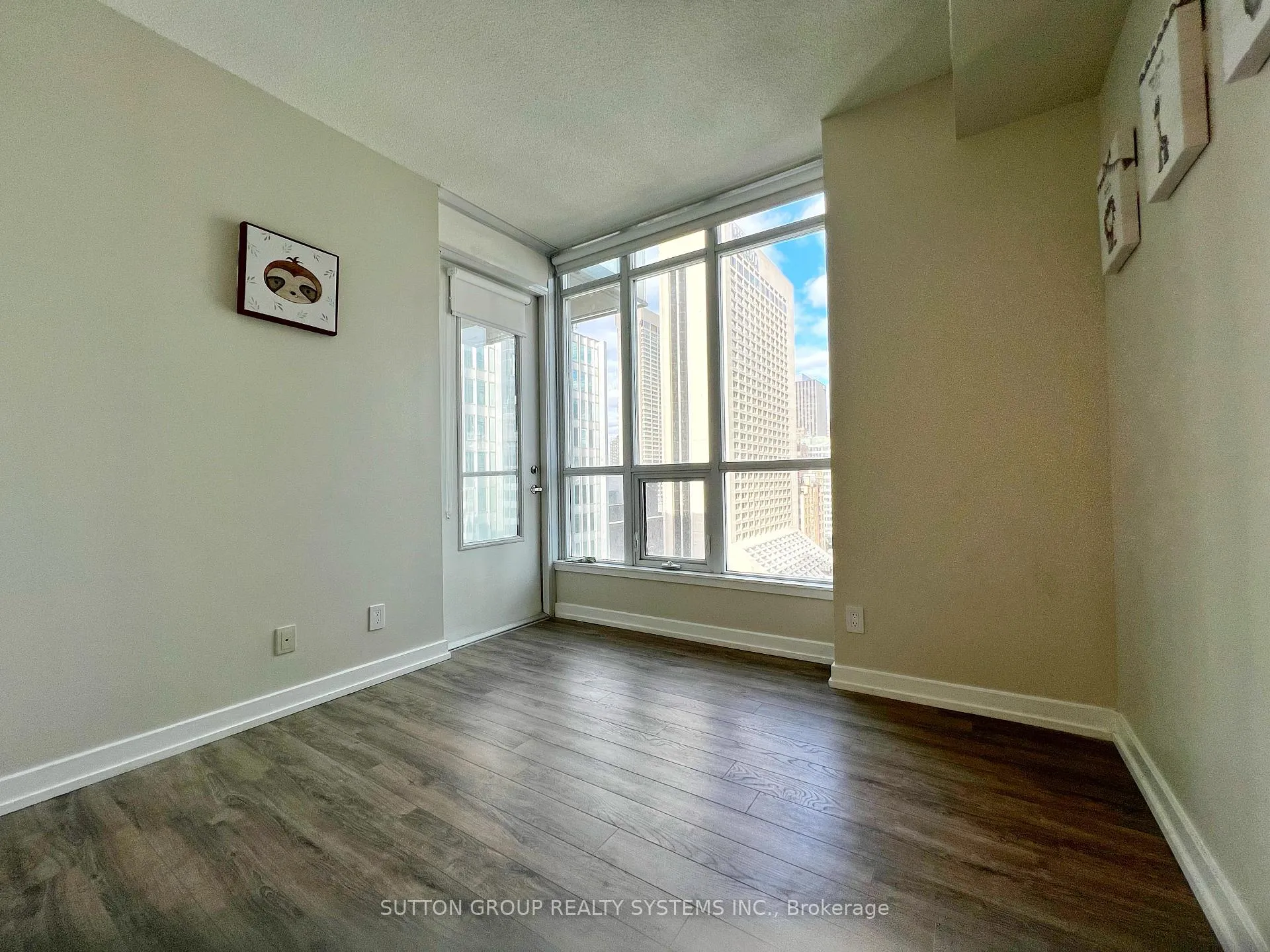 Photo 13 of Unit 1208, 126 Simcoe Street, Toronto, Waterfront Communities — HOMEH