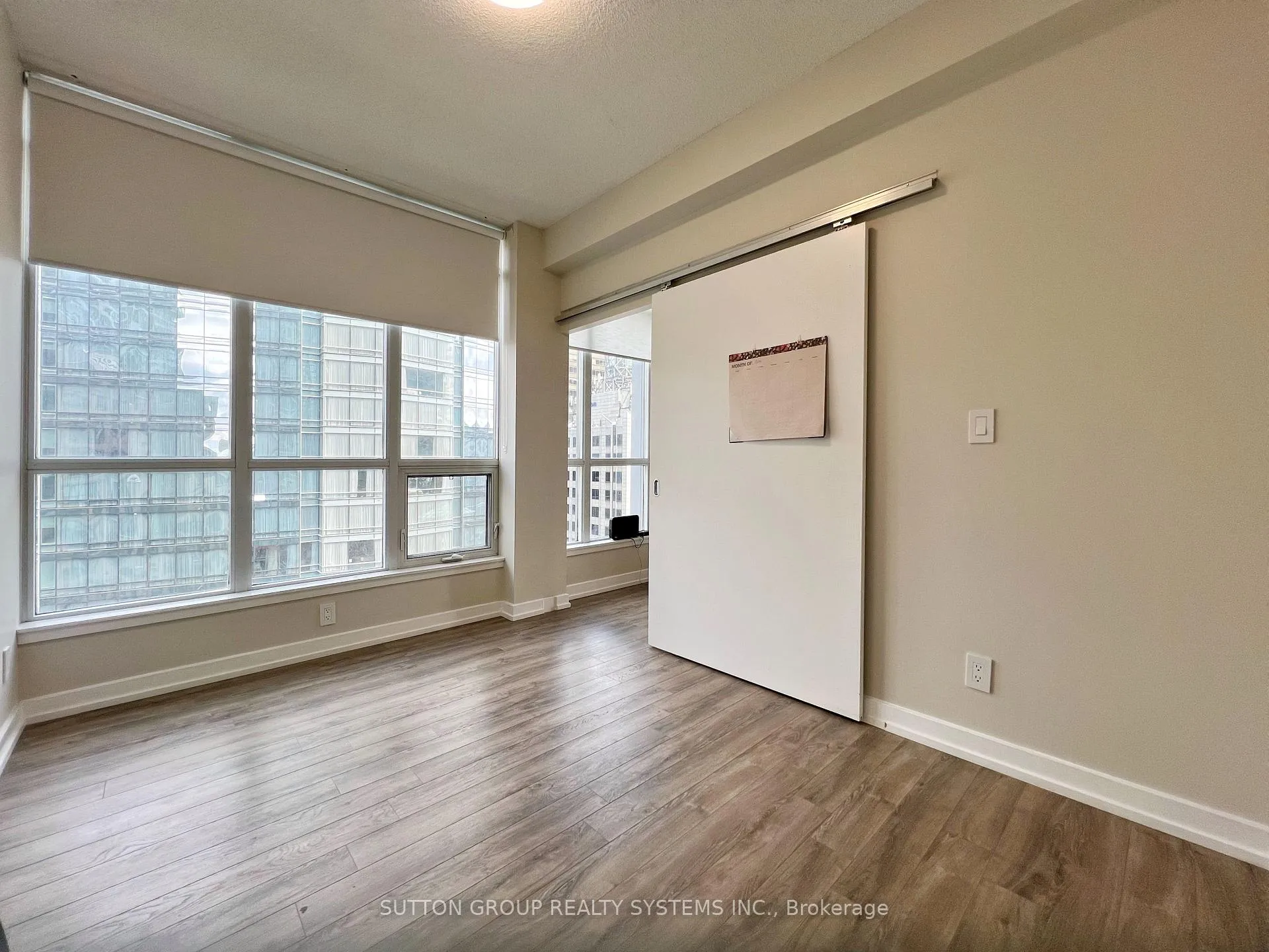 Photo 19 of Unit 1208, 126 Simcoe Street, Toronto, Waterfront Communities — HOMEH