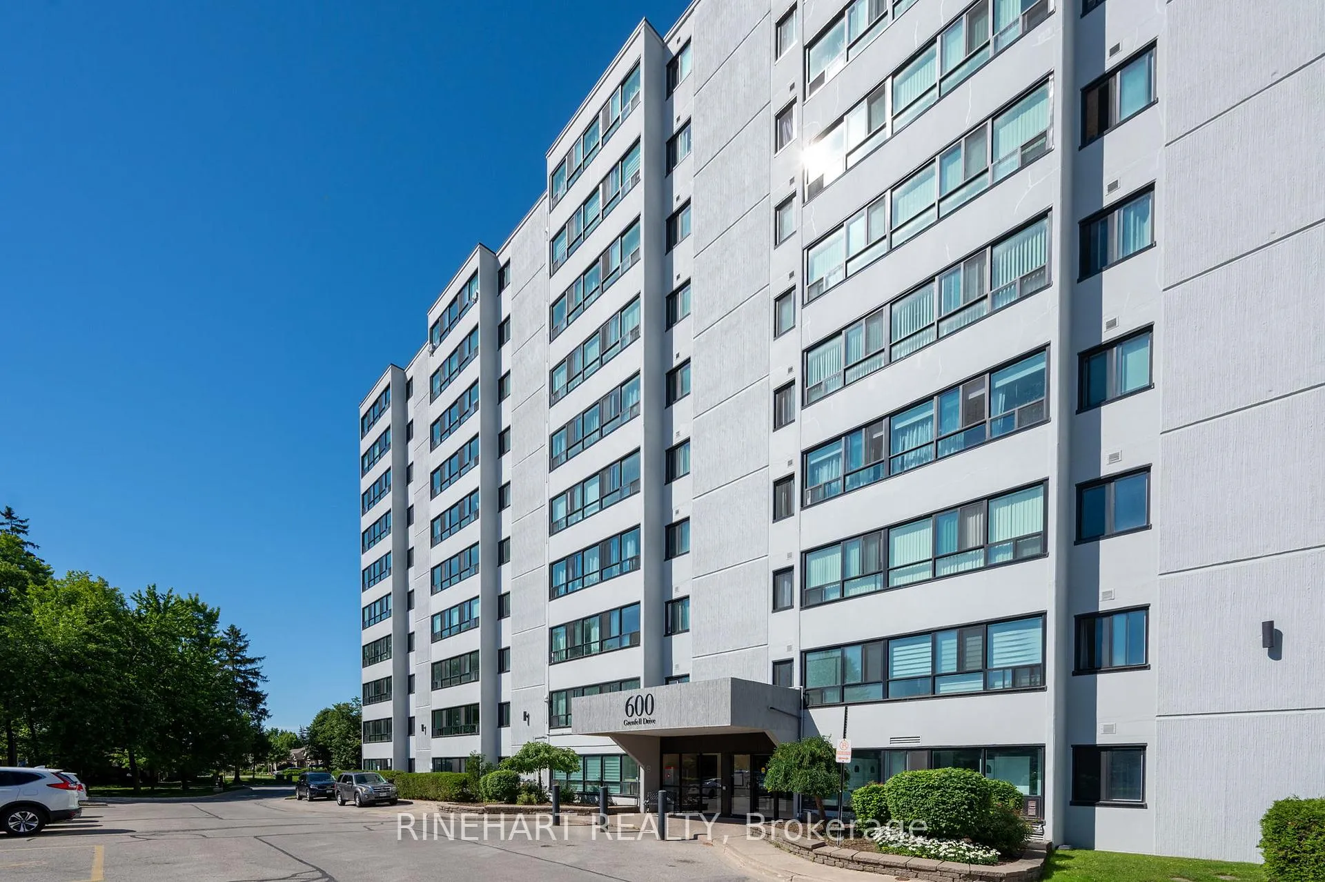 Photo 3 of Unit 311, 600 Grenfell Drive, London, North C — HOMEH
