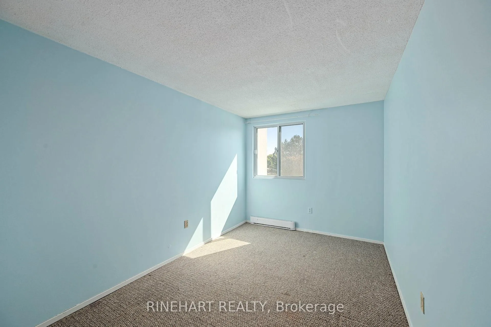 Photo 18 of Unit 311, 600 Grenfell Drive, London, North C — HOMEH