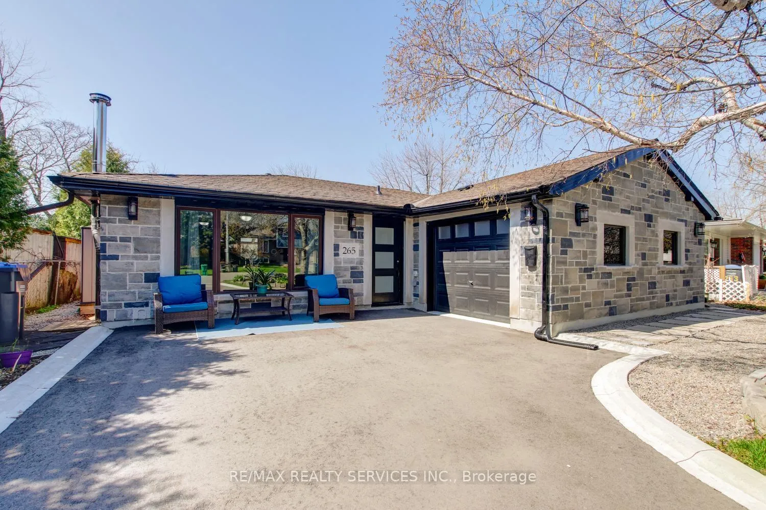 Photo 2 of 265 Bartley Bull Parkway, Brampton, Brampton East — HOMEH