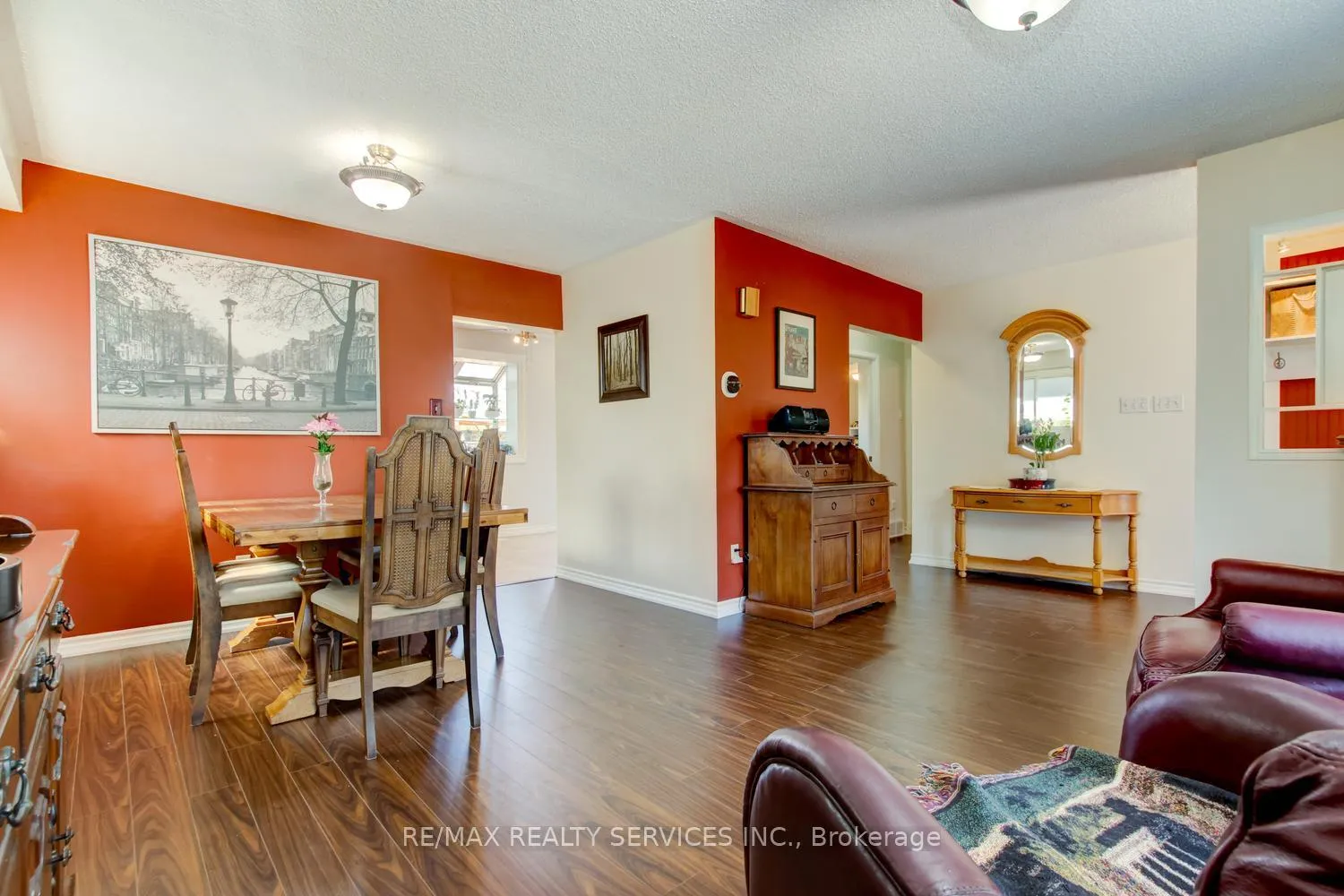 Photo 8 of 265 Bartley Bull Parkway, Brampton, Brampton East — HOMEH