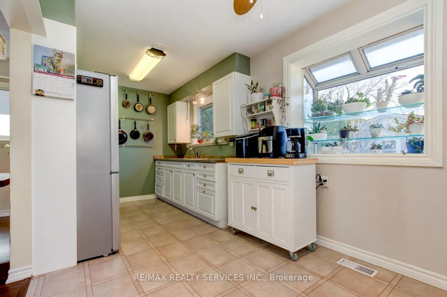Photo 11 of 265 Bartley Bull Parkway, Brampton, Brampton East — HOMEH