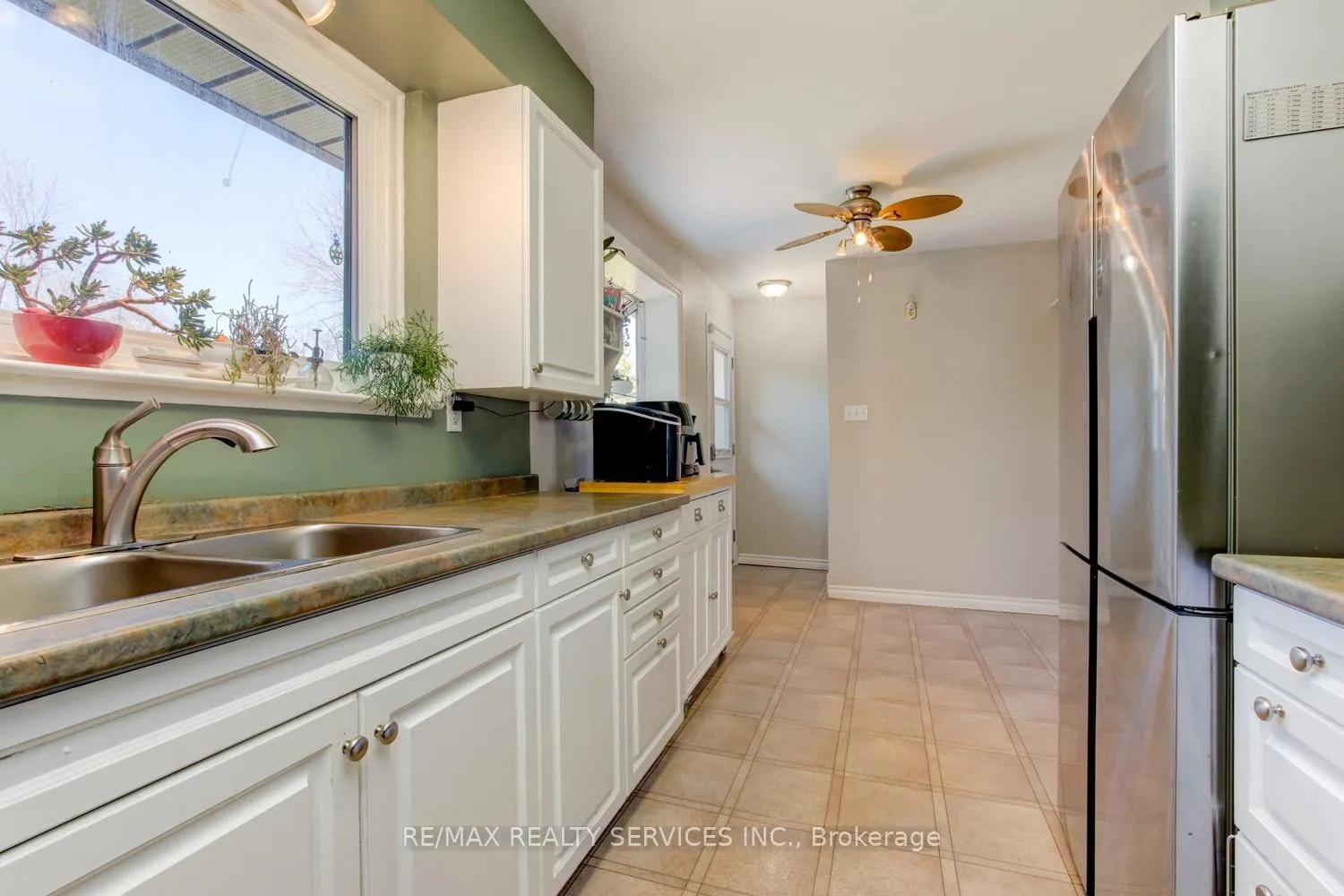 Photo 16 of 265 Bartley Bull Parkway, Brampton, Brampton East — HOMEH