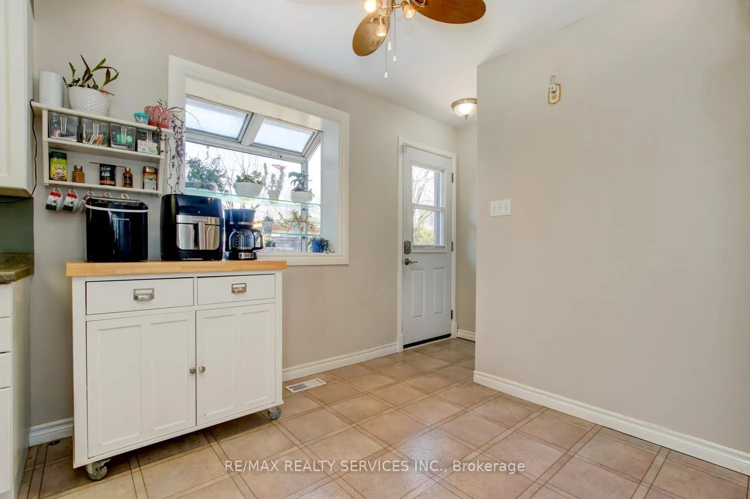 Photo 19 of 265 Bartley Bull Parkway, Brampton, Brampton East — HOMEH