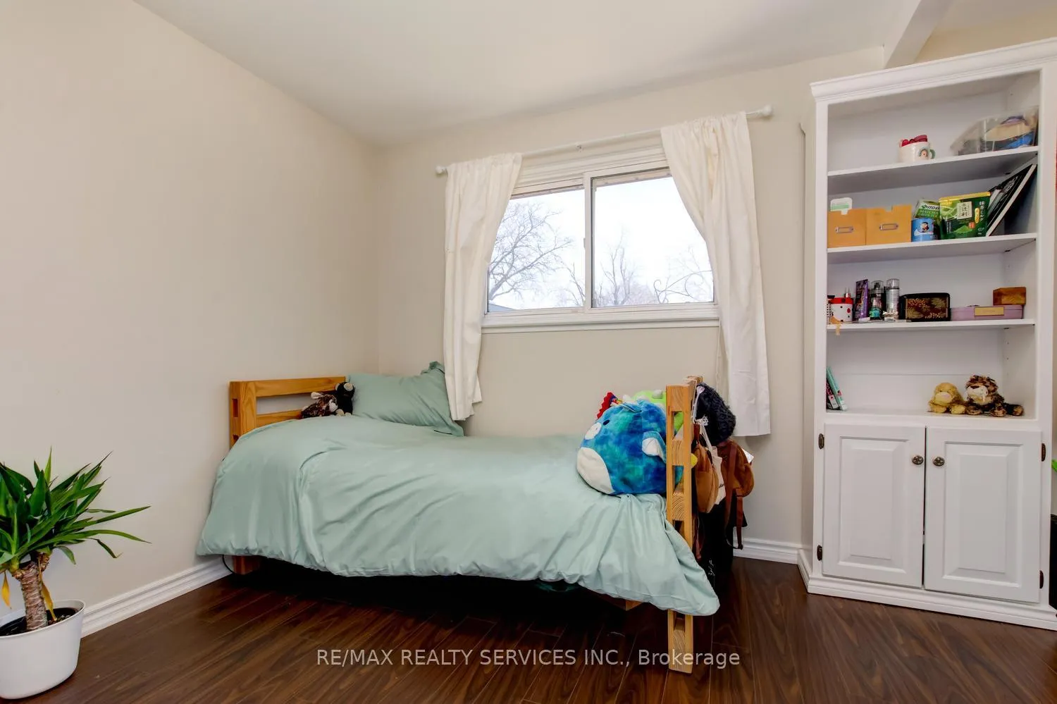 Photo 25 of 265 Bartley Bull Parkway, Brampton, Brampton East — HOMEH