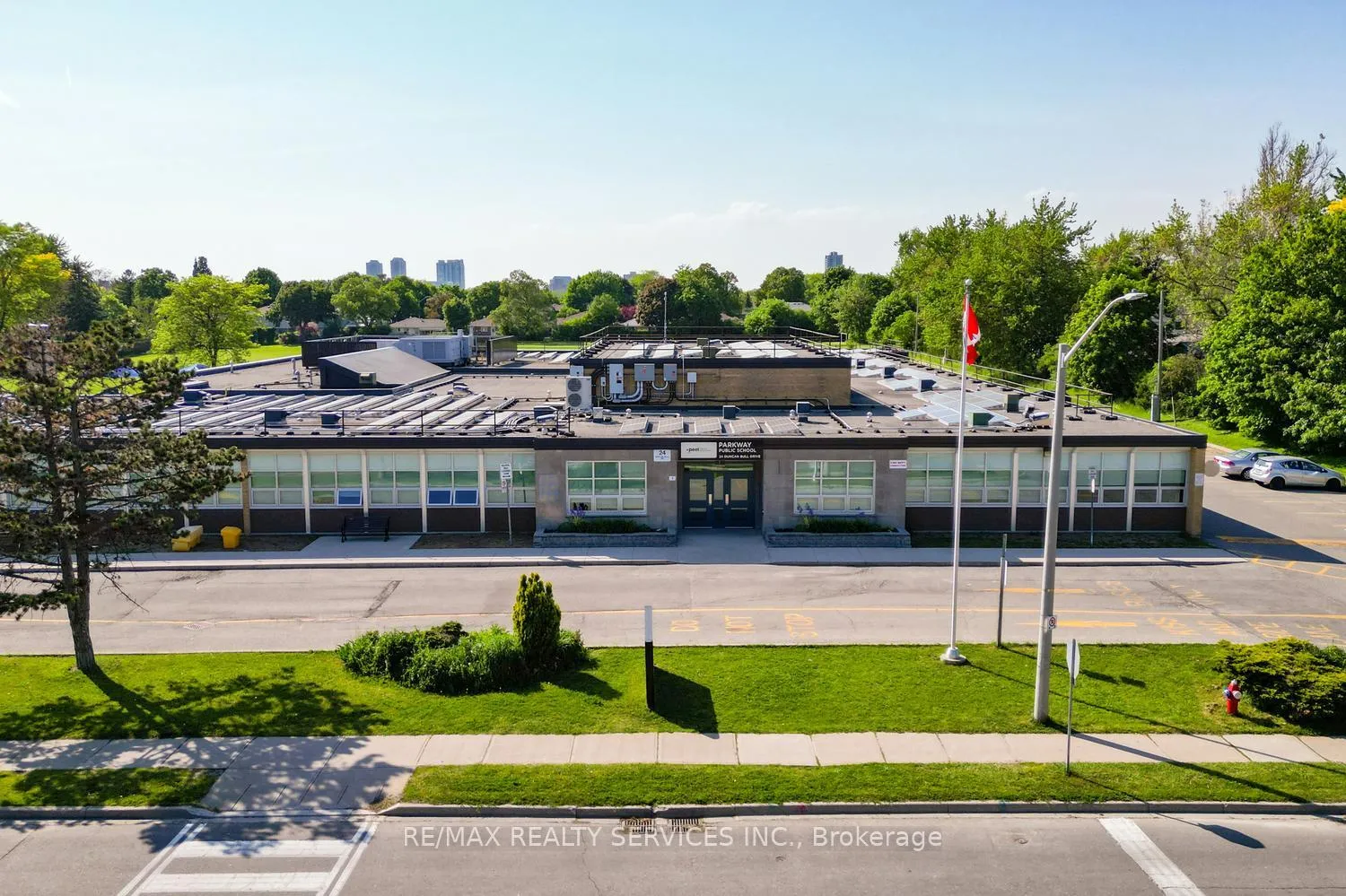Photo 48 of 265 Bartley Bull Parkway, Brampton, Brampton East — HOMEH