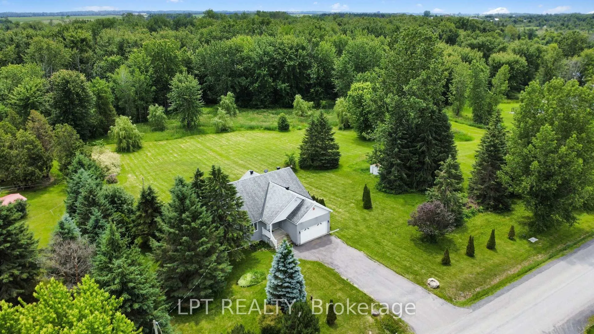 Photo 6 of 3898 Etienne Road, Ottawa, Cumberland West — HOMEH