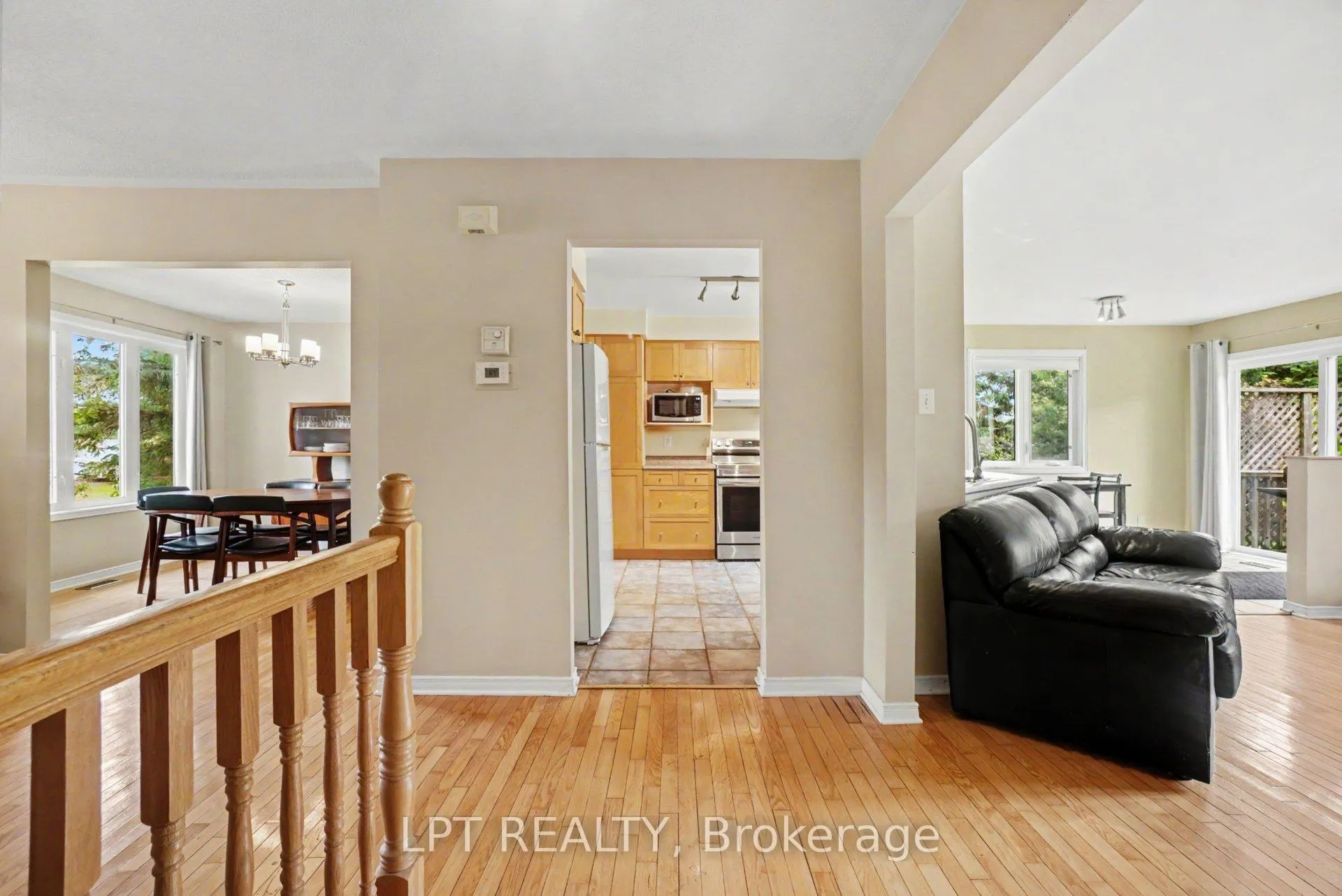 Photo 15 of 3898 Etienne Road, Ottawa, Cumberland West — HOMEH