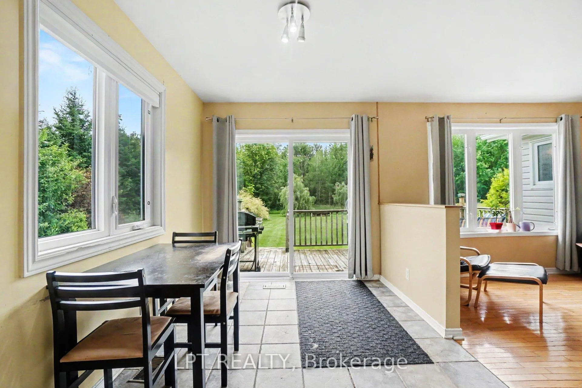 Photo 17 of 3898 Etienne Road, Ottawa, Cumberland West — HOMEH