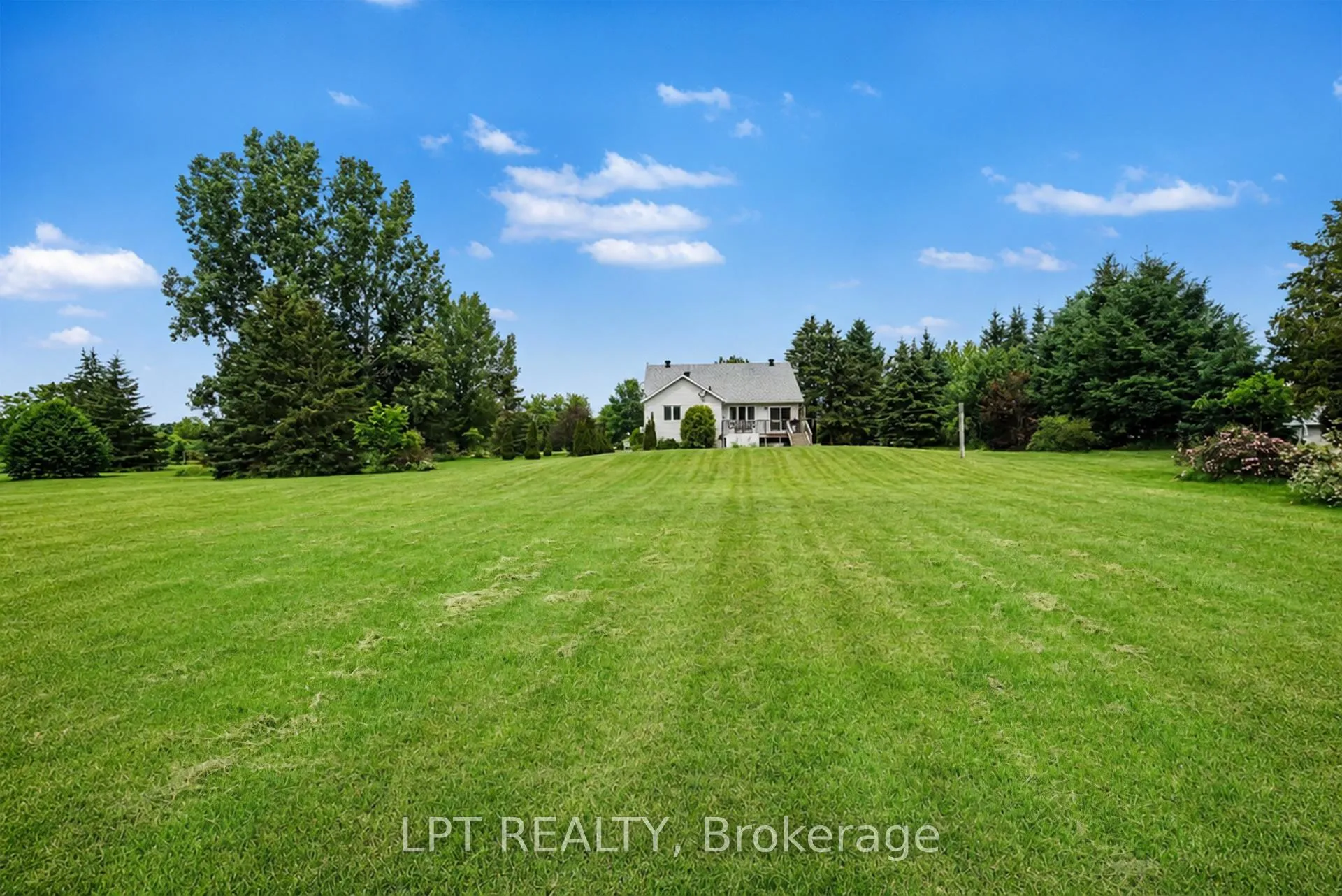 Photo 32 of 3898 Etienne Road, Ottawa, Cumberland West — HOMEH