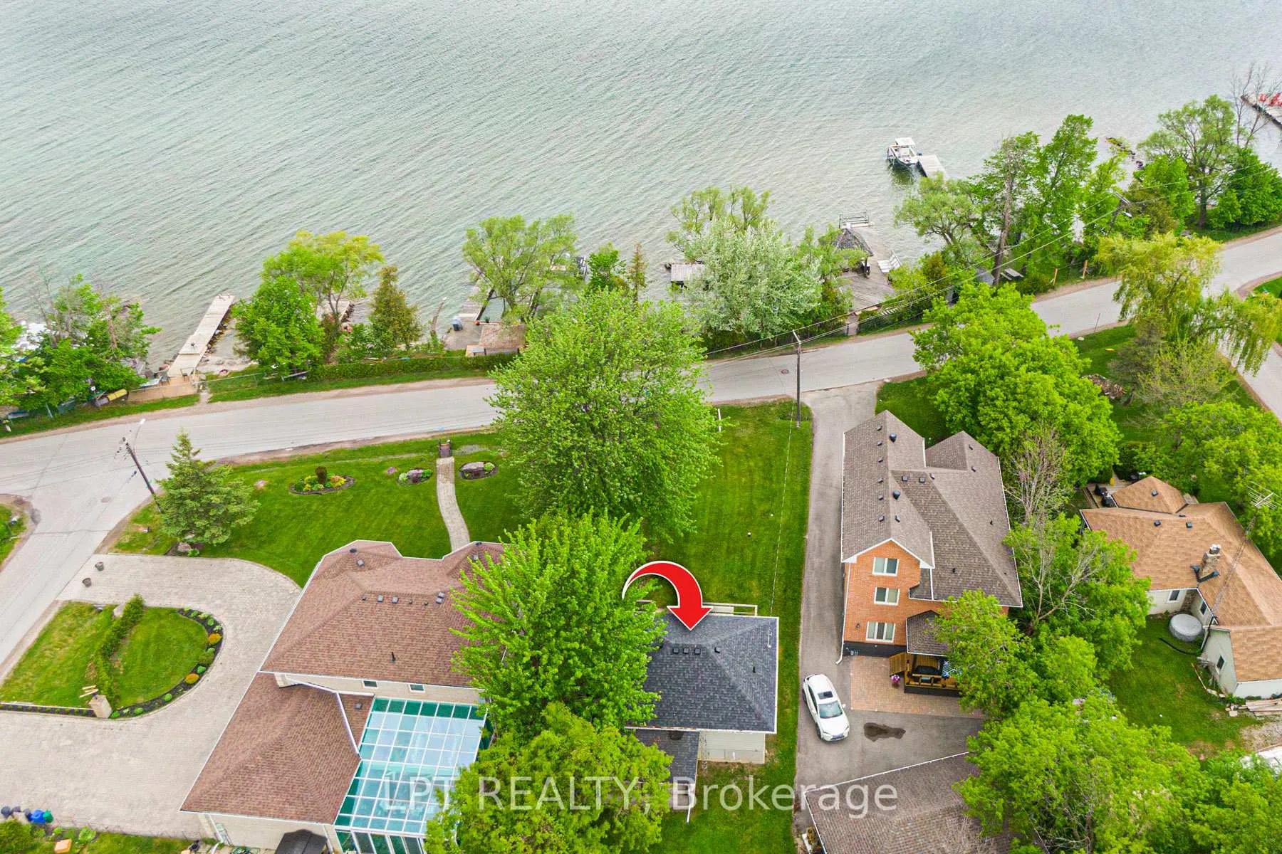 Photo 26 of 17 Lake Drive E, Georgina, Historic Lakeshore Communities — HOMEH