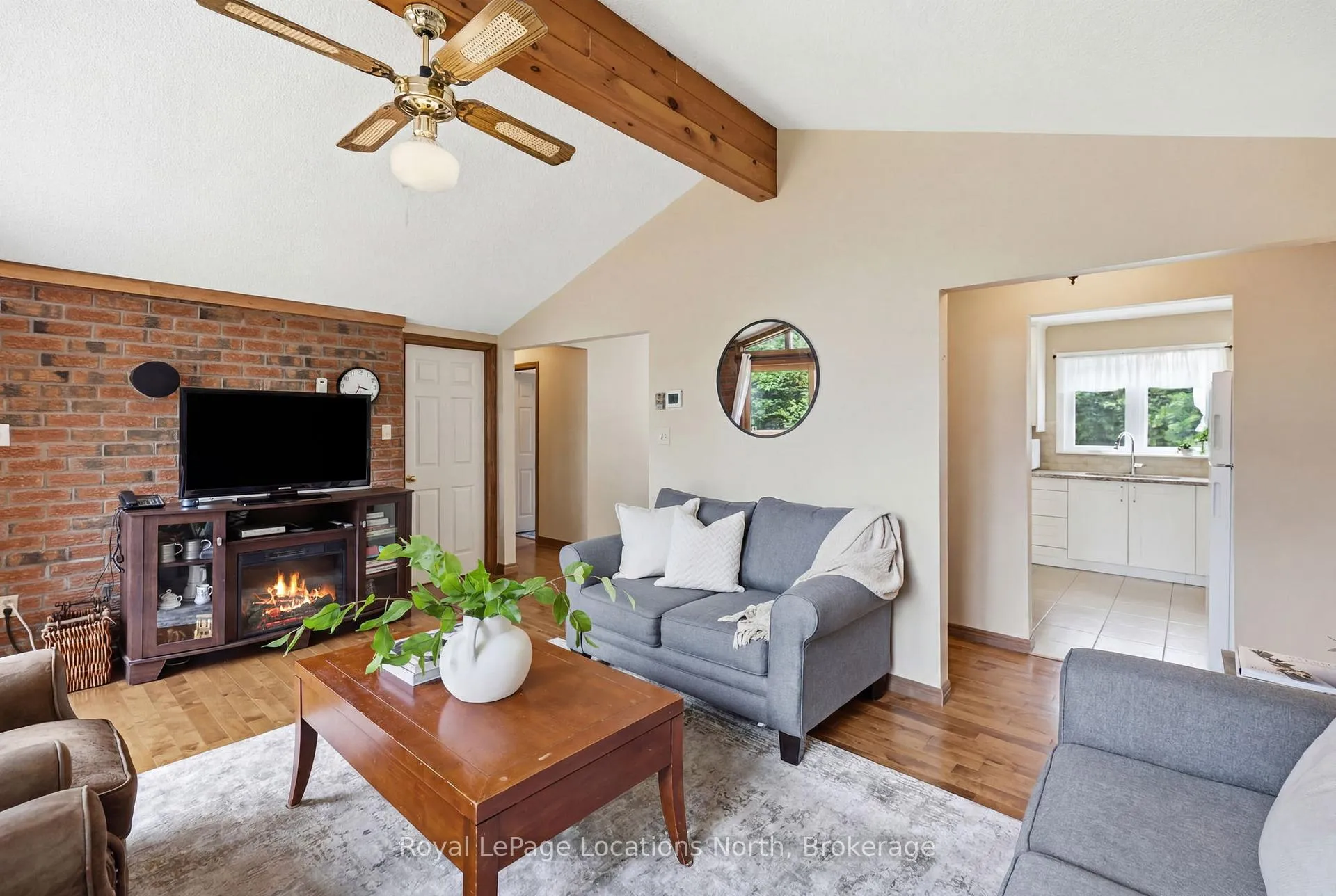 Photo 8 of 27 York Street, Collingwood — HOMEH