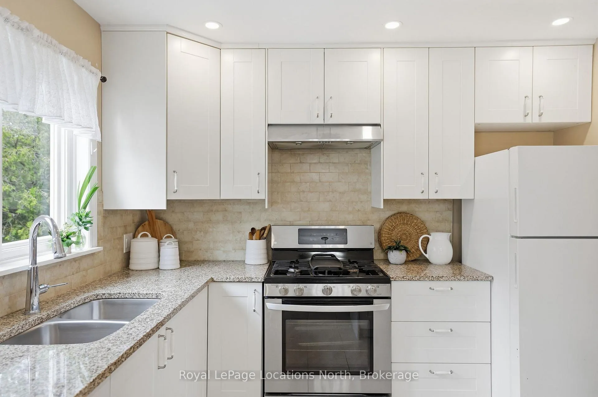 Photo 12 of 27 York Street, Collingwood — HOMEH
