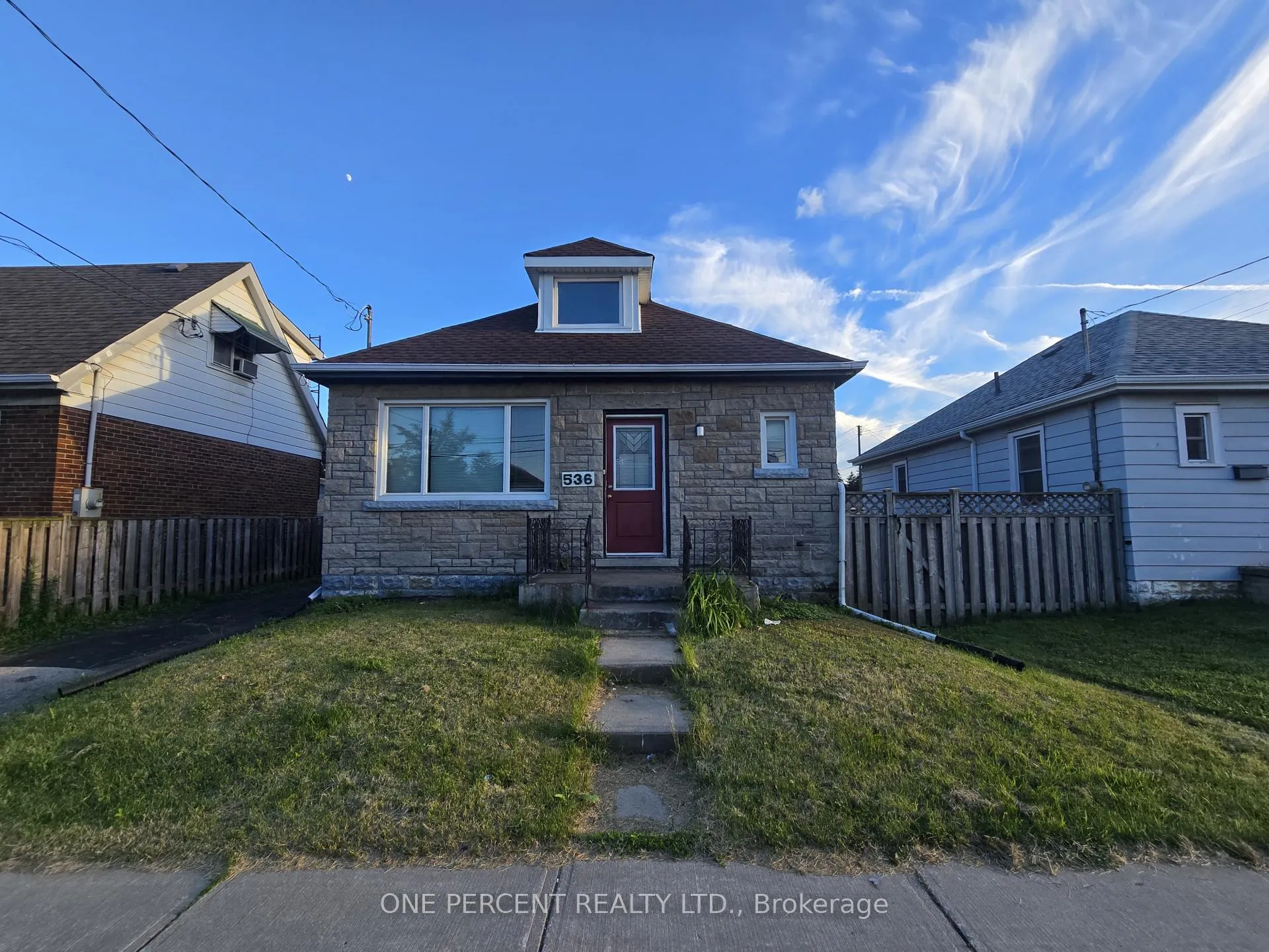 Photo 1 of 536 Queensdale Avenue E, Hamilton, Eastmount — HOMEH