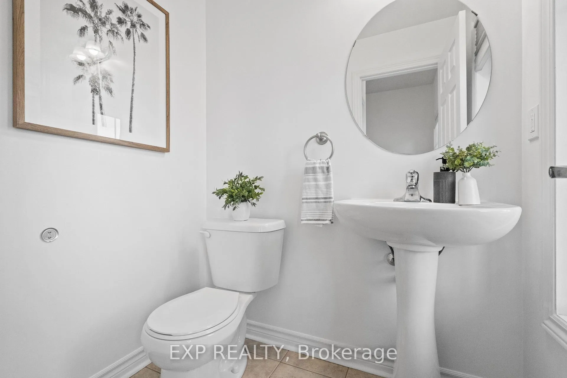 Photo 16 of 12 Mantz Crescent, Whitby, Taunton North — HOMEH