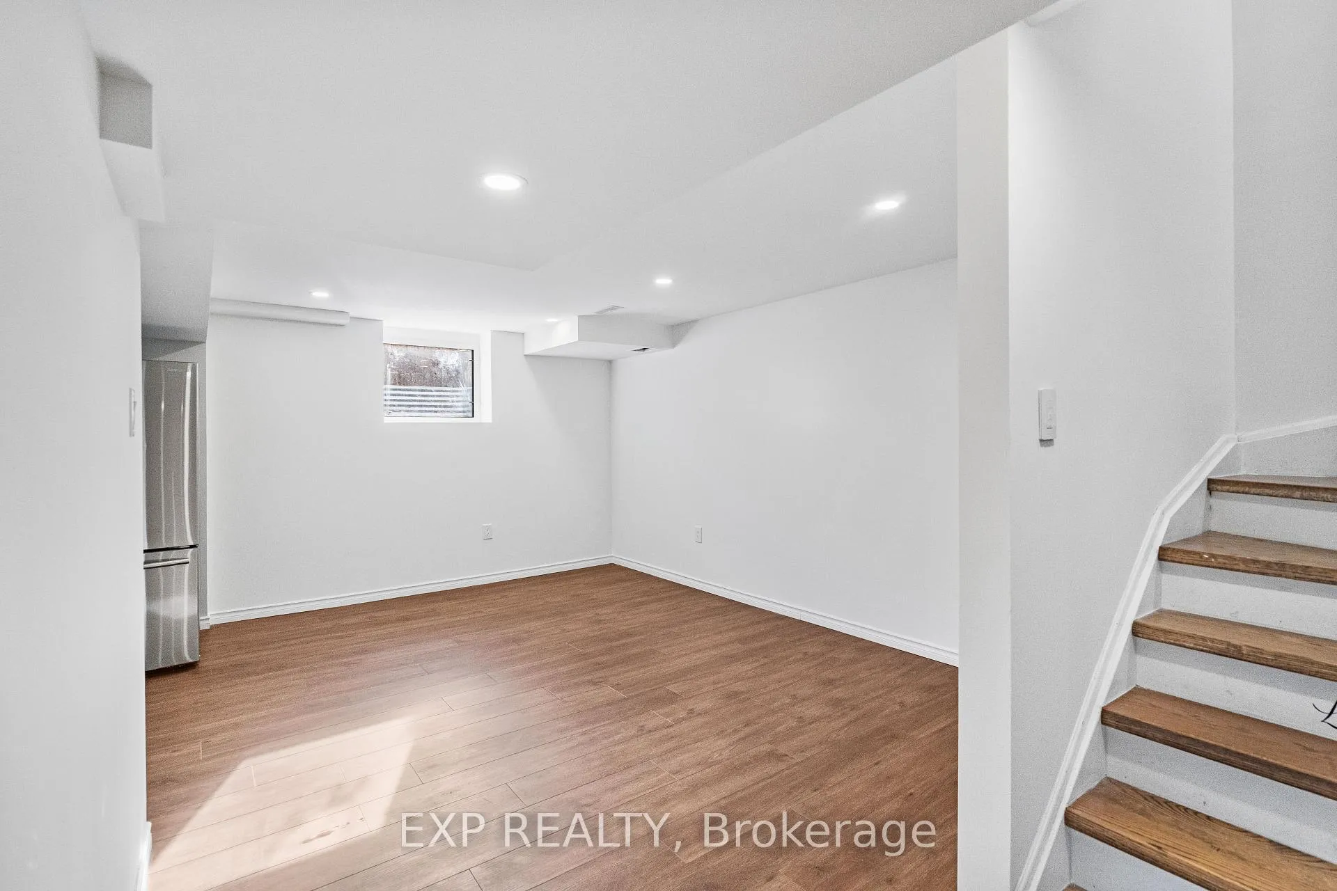 Photo 35 of 12 Mantz Crescent, Whitby, Taunton North — HOMEH