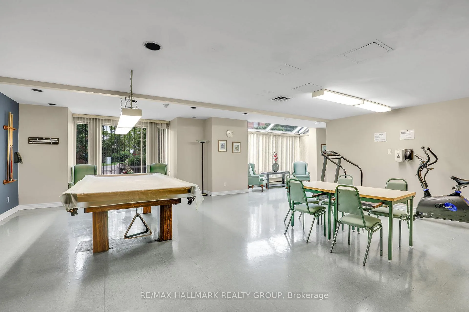 Photo 34 of Unit 511, 330 Centrum Boulevard, Ottawa, Bilberry Creek/Queenswood Heights — HOMEH