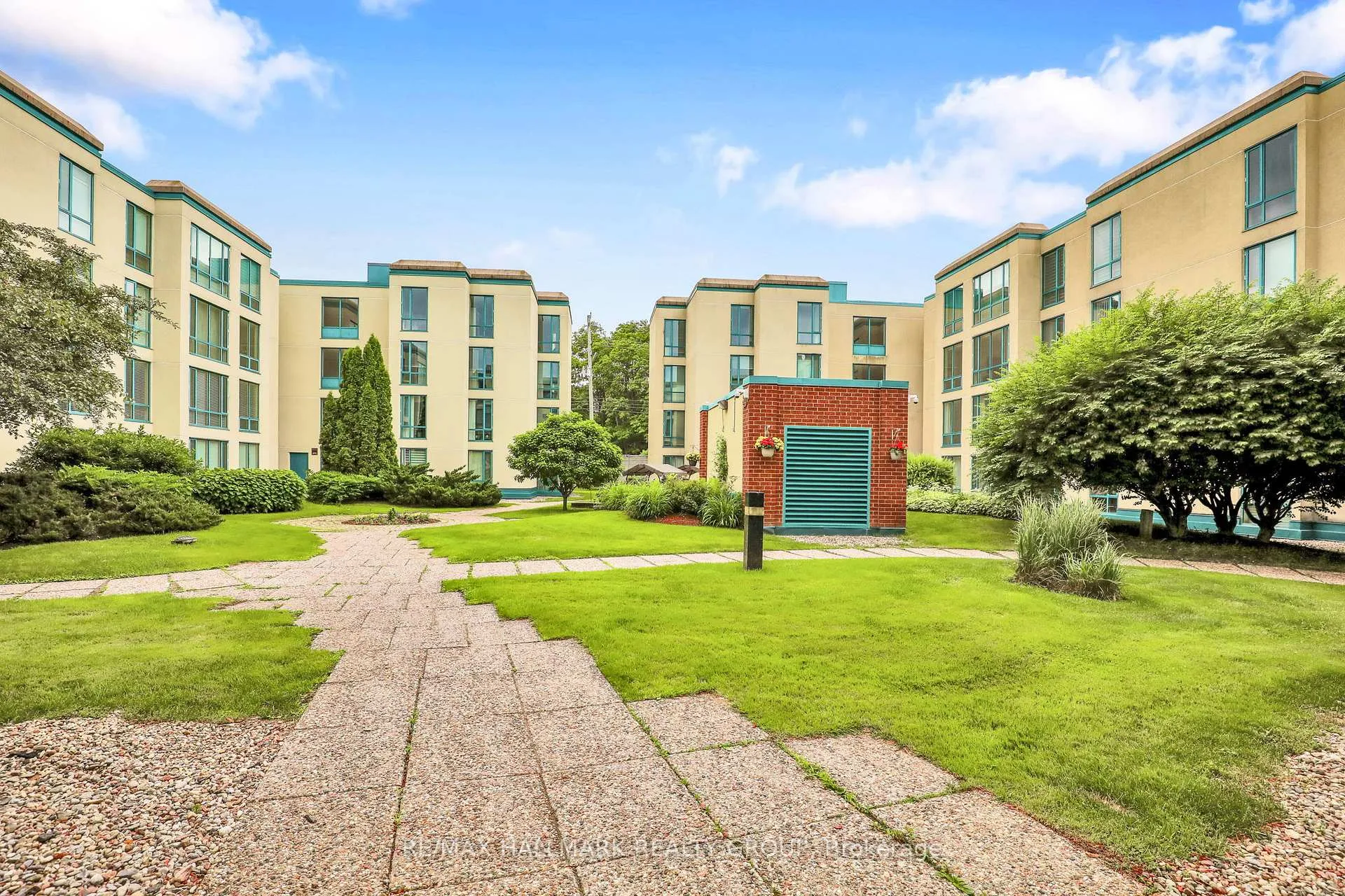 Photo 35 of Unit 511, 330 Centrum Boulevard, Ottawa, Bilberry Creek/Queenswood Heights — HOMEH