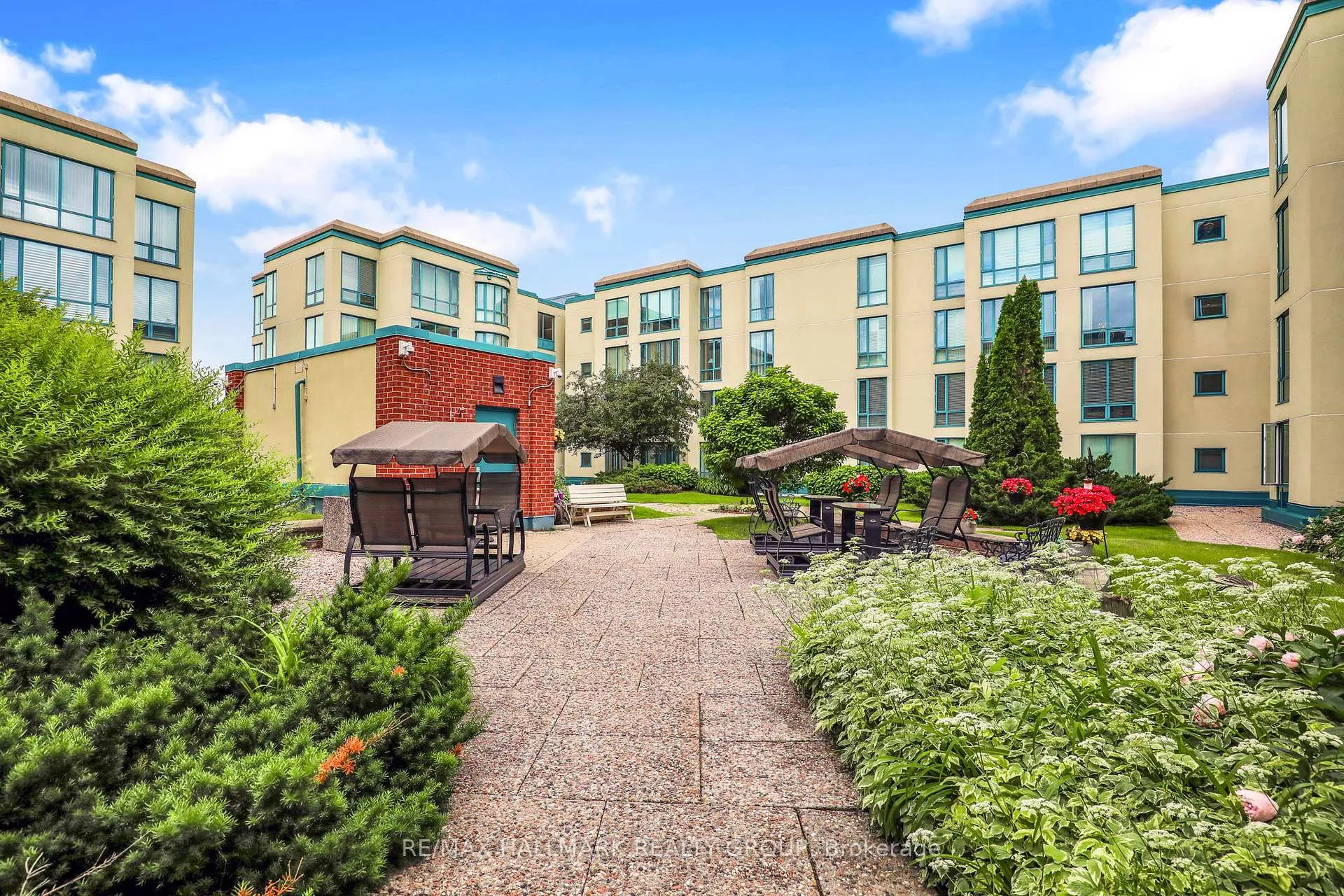 Photo 36 of Unit 511, 330 Centrum Boulevard, Ottawa, Bilberry Creek/Queenswood Heights — HOMEH