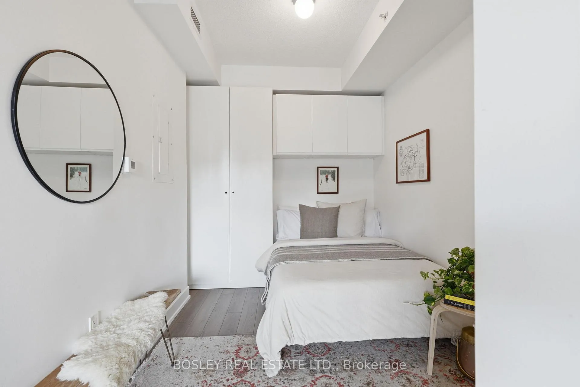 Photo 12 of Unit 207, 8 Ann Street, Mississauga, Port Credit — HOMEH