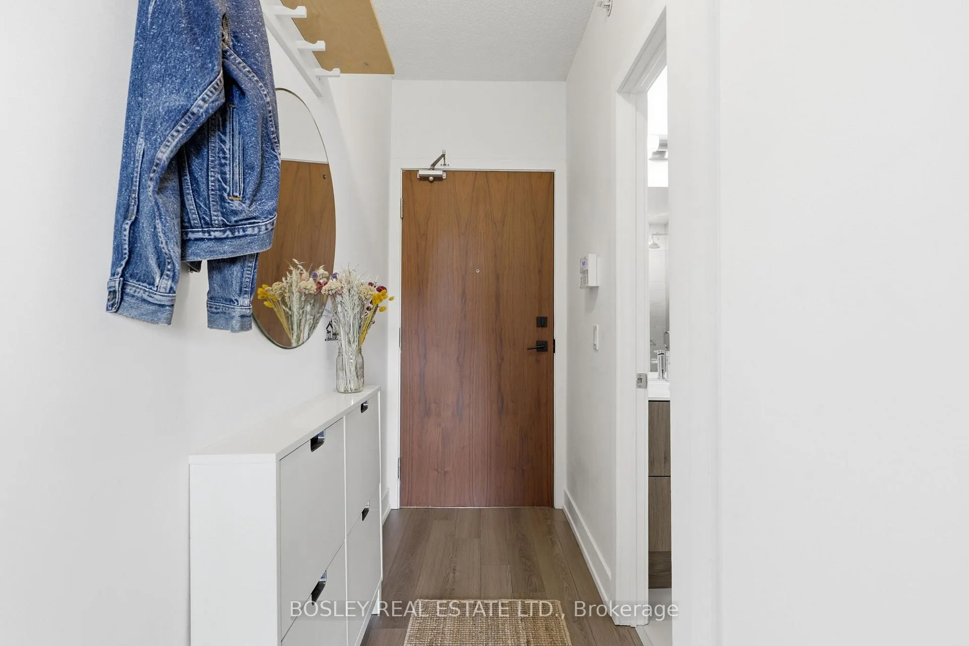 Photo 15 of Unit 207, 8 Ann Street, Mississauga, Port Credit — HOMEH