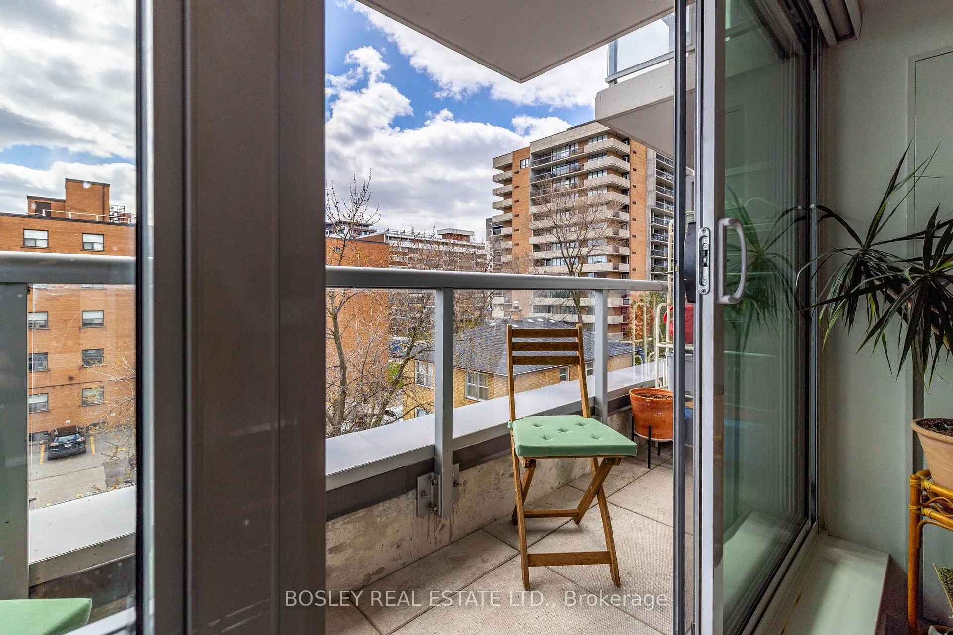 Photo 21 of Unit 207, 8 Ann Street, Mississauga, Port Credit — HOMEH