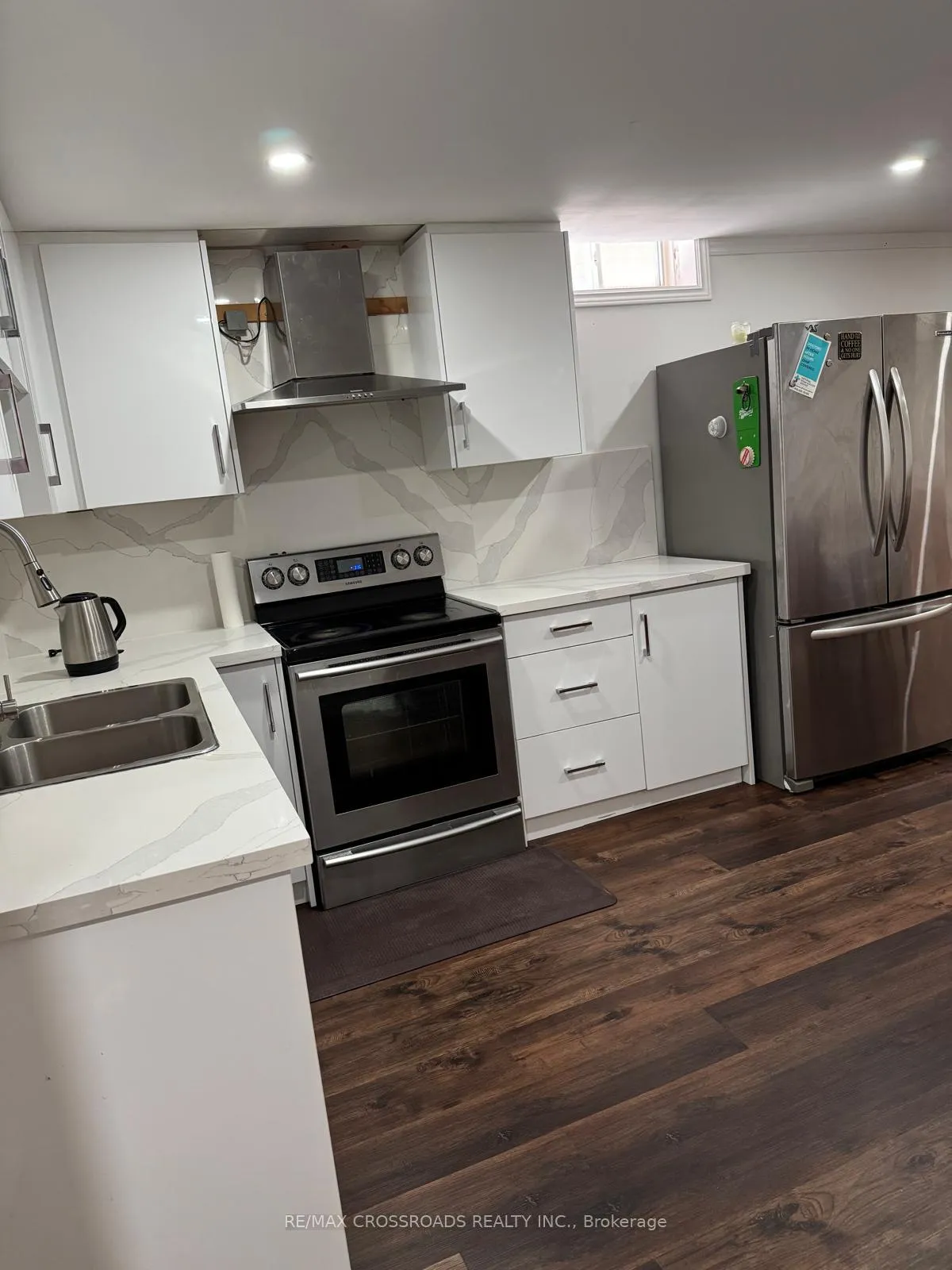 Photo 15 of Unit Lower, 14 Romano Crescent, Vaughan, East Woodbridge — HOMEH