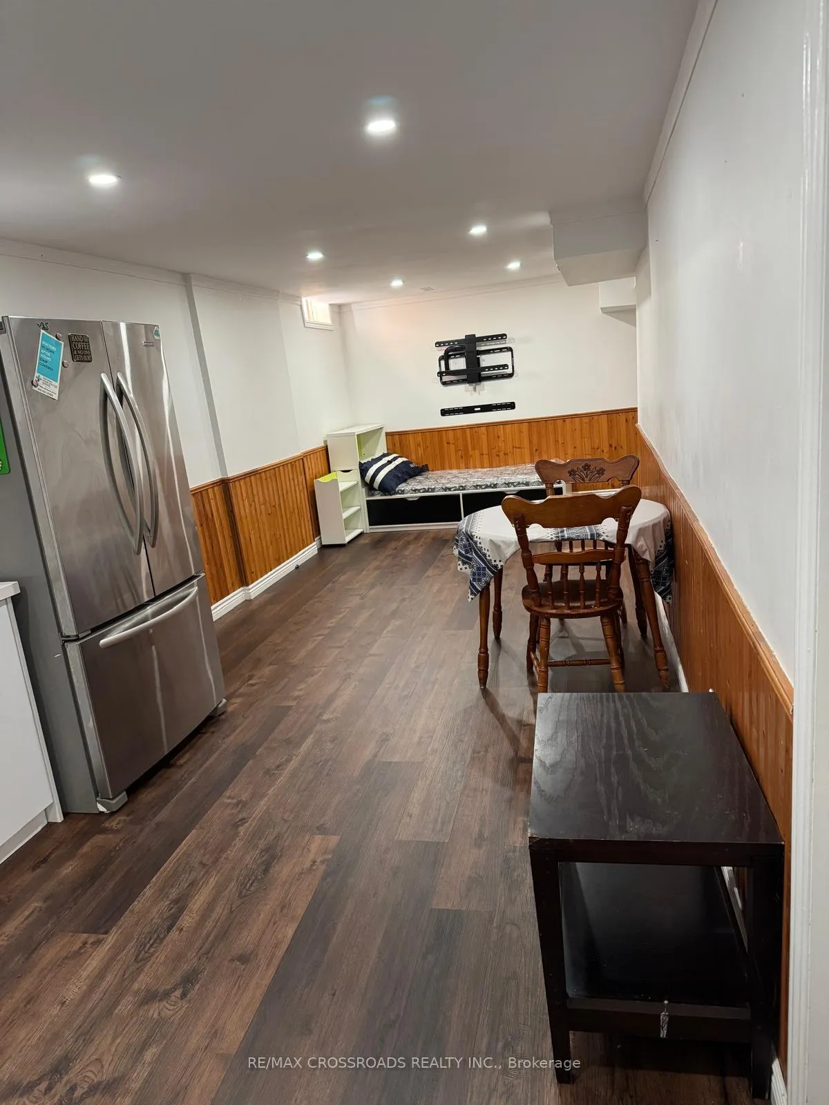 Photo 17 of Unit Lower, 14 Romano Crescent, Vaughan, East Woodbridge — HOMEH