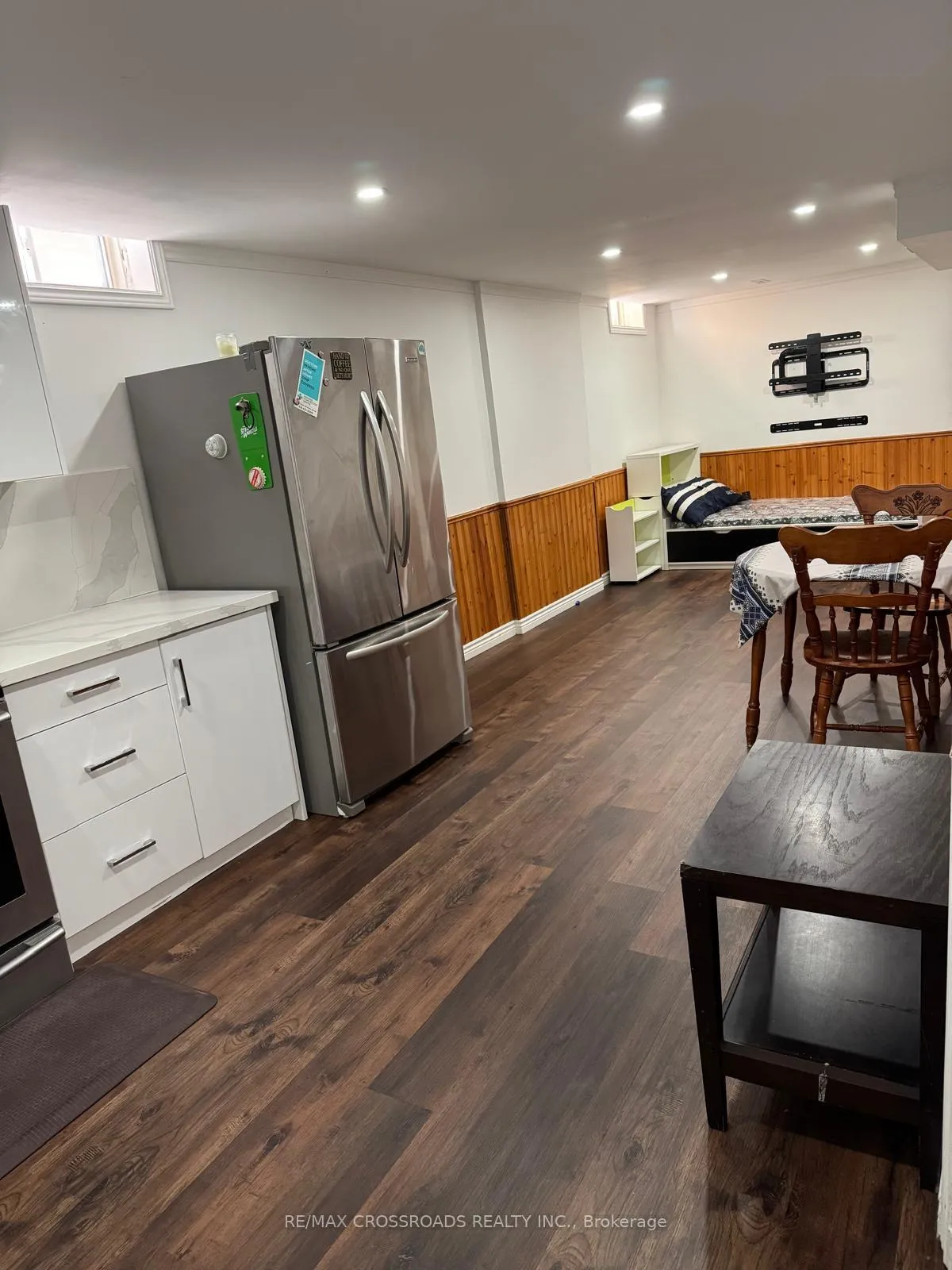 Photo 18 of Unit Lower, 14 Romano Crescent, Vaughan, East Woodbridge — HOMEH