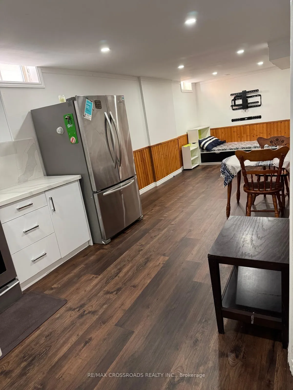 Photo 19 of Unit Lower, 14 Romano Crescent, Vaughan, East Woodbridge — HOMEH