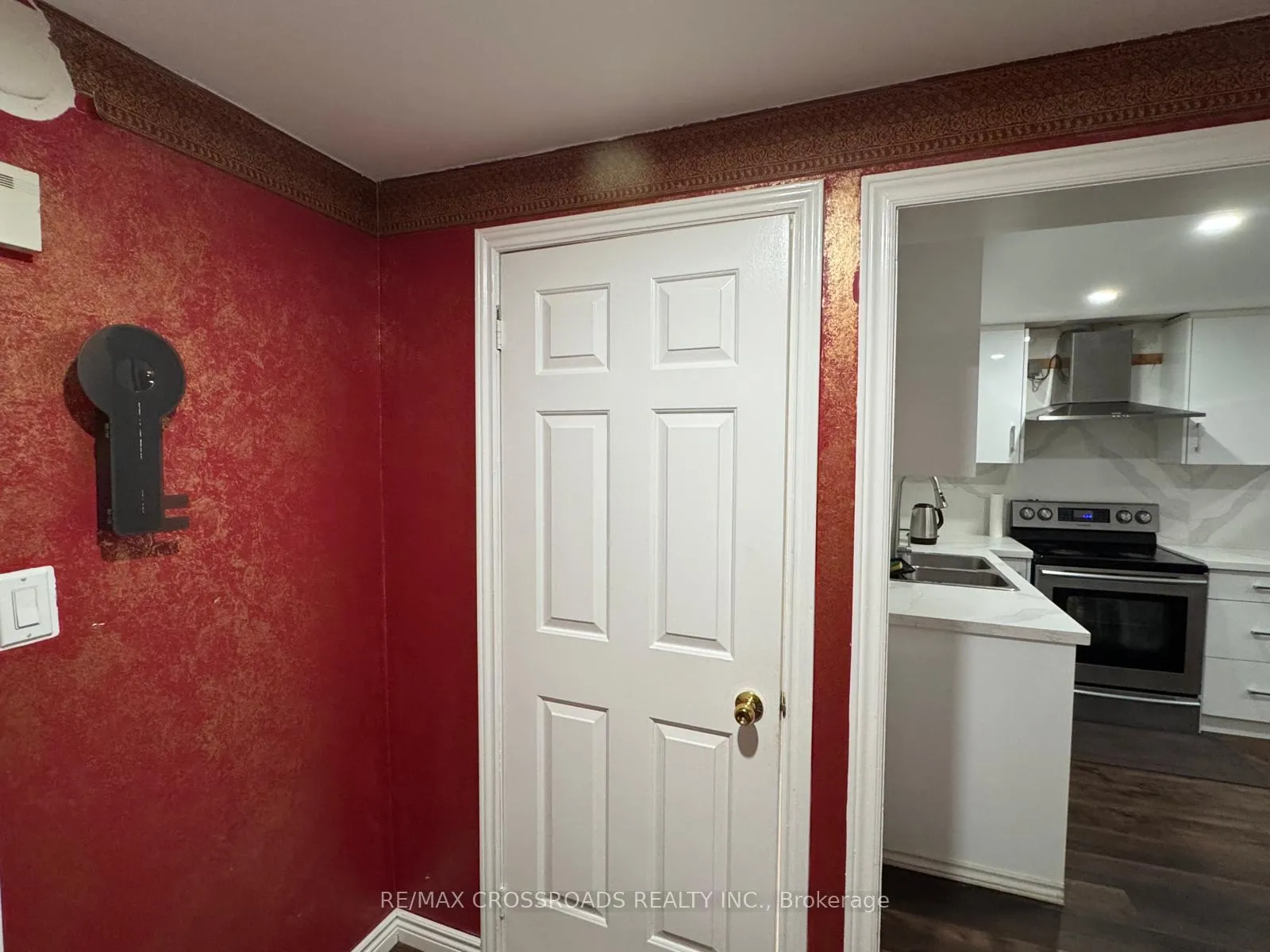Photo 22 of Unit Lower, 14 Romano Crescent, Vaughan, East Woodbridge — HOMEH