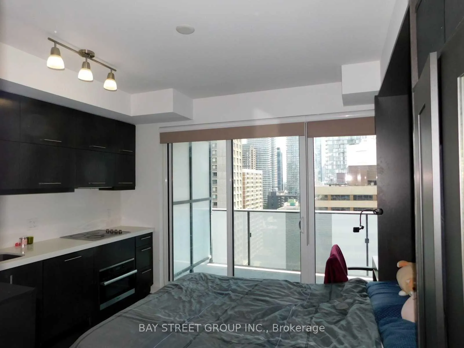 Photo 3 of Unit 1710, 65 St Mary Street, Toronto, Bay Street Corridor — HOMEH