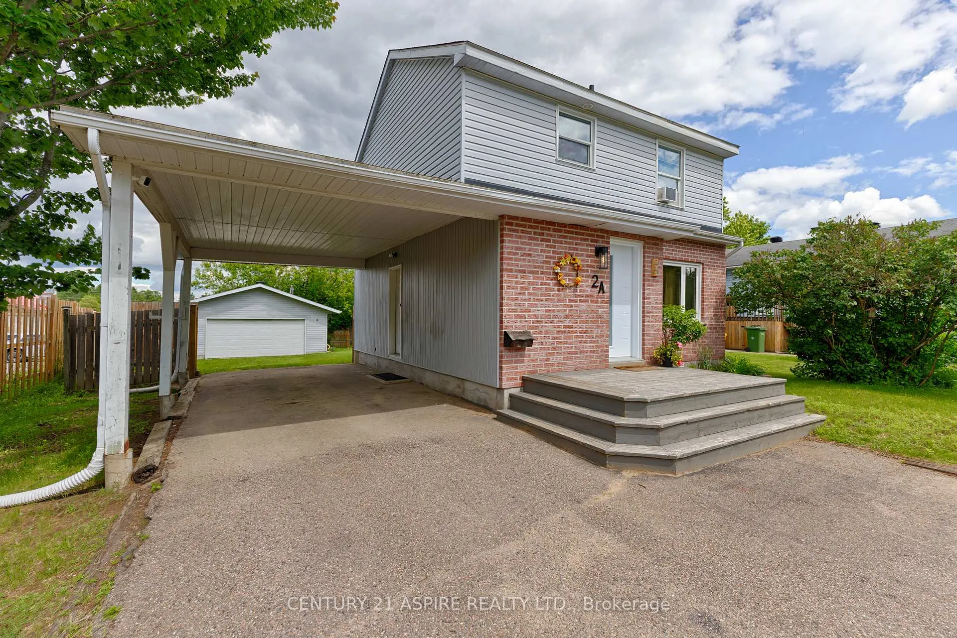Photo 5 of 2A Selkirk Street, Petawawa, Petawawa — HOMEH