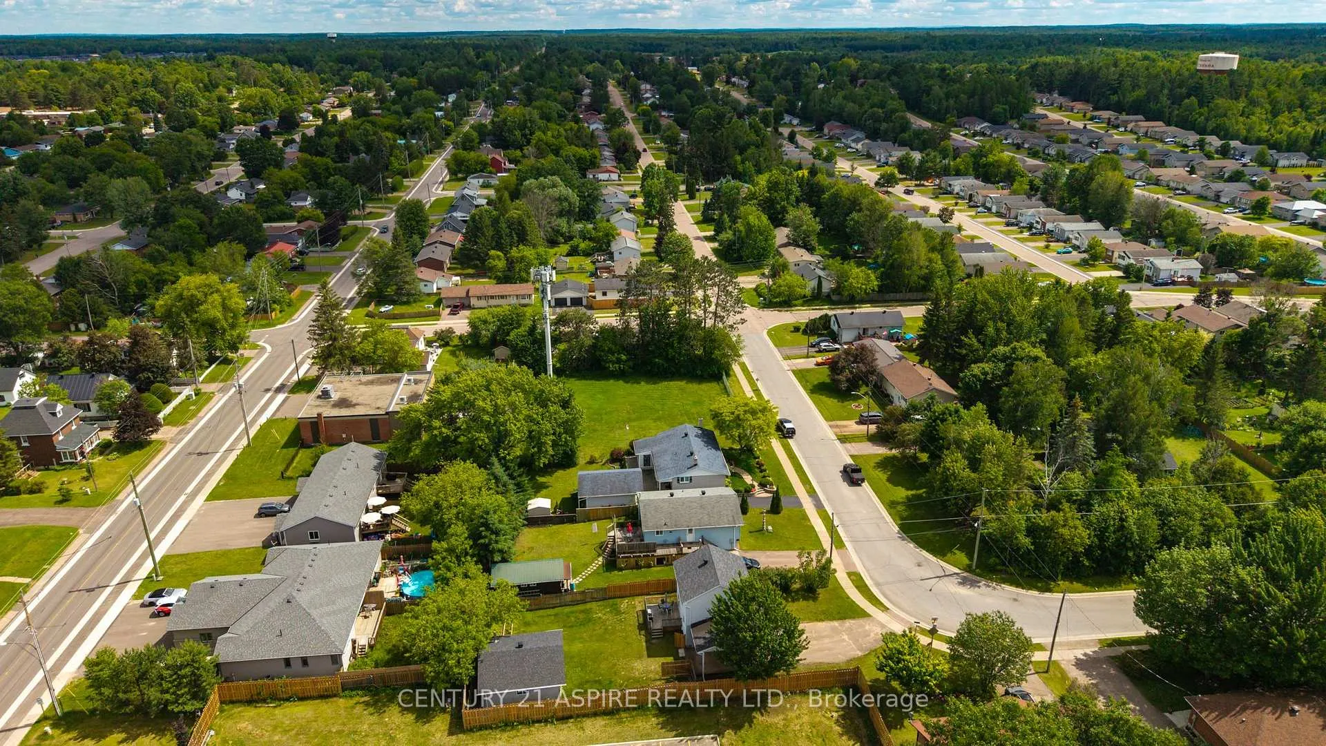 Photo 28 of 2A Selkirk Street, Petawawa, Petawawa — HOMEH